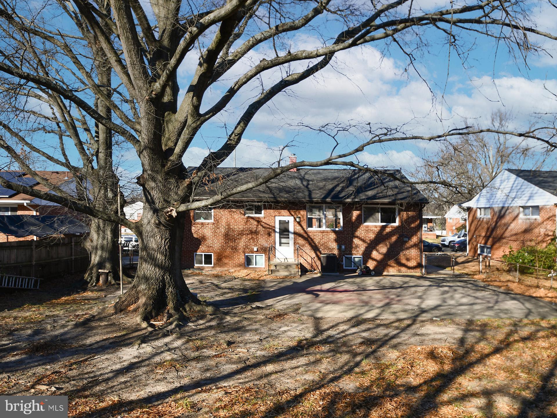 DISTRICT HEIGHTS - Residential