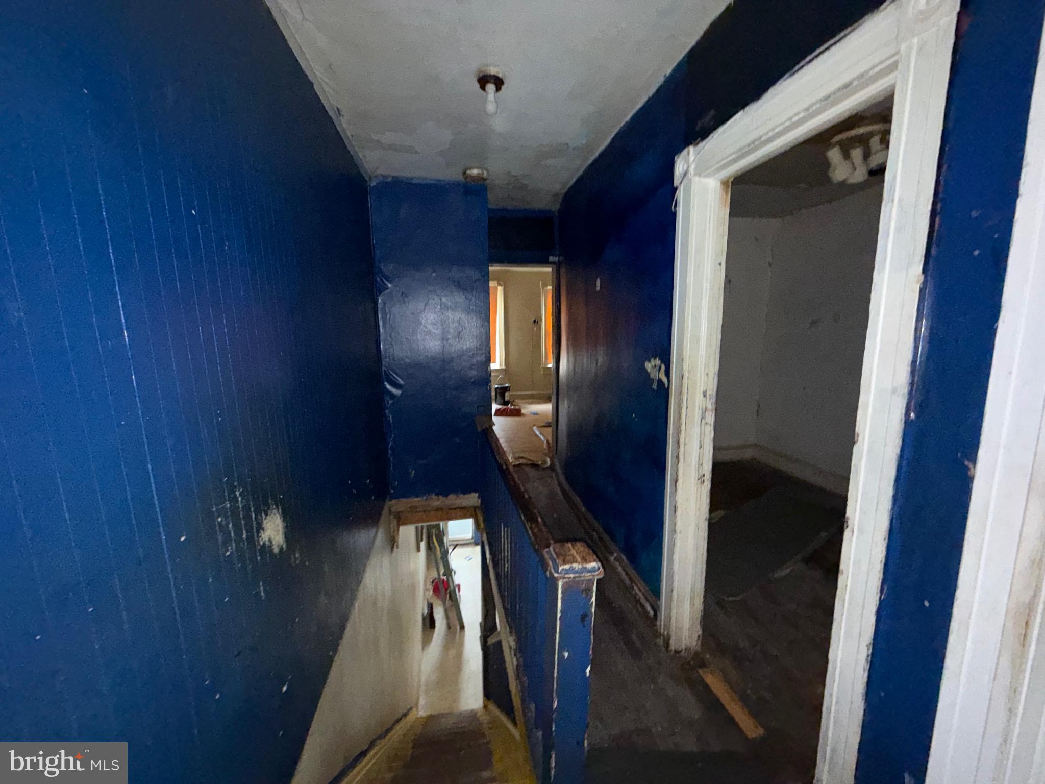 SANDTOWN-WINCHESTER - Residential