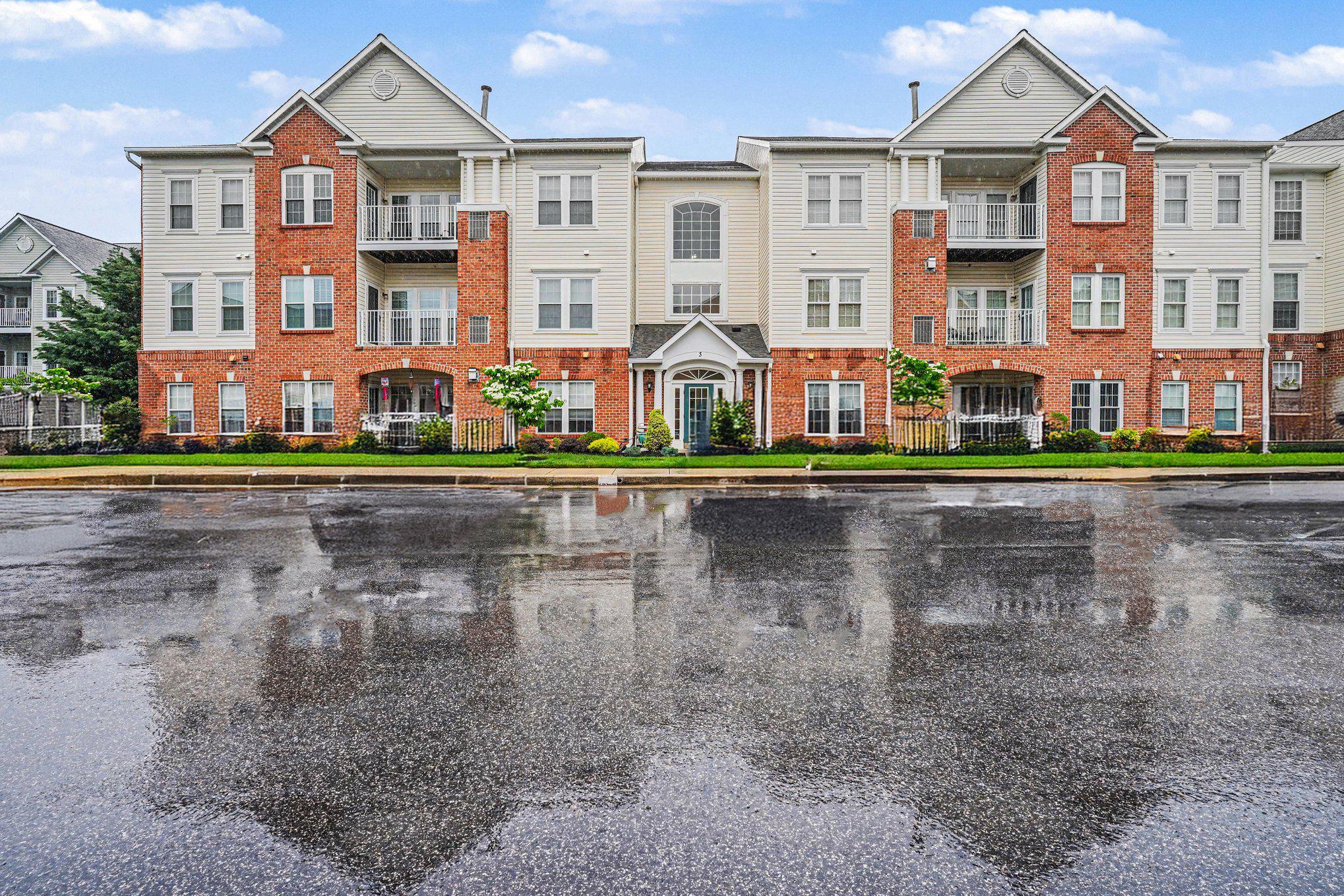PERRY HALL FARMS - Residential