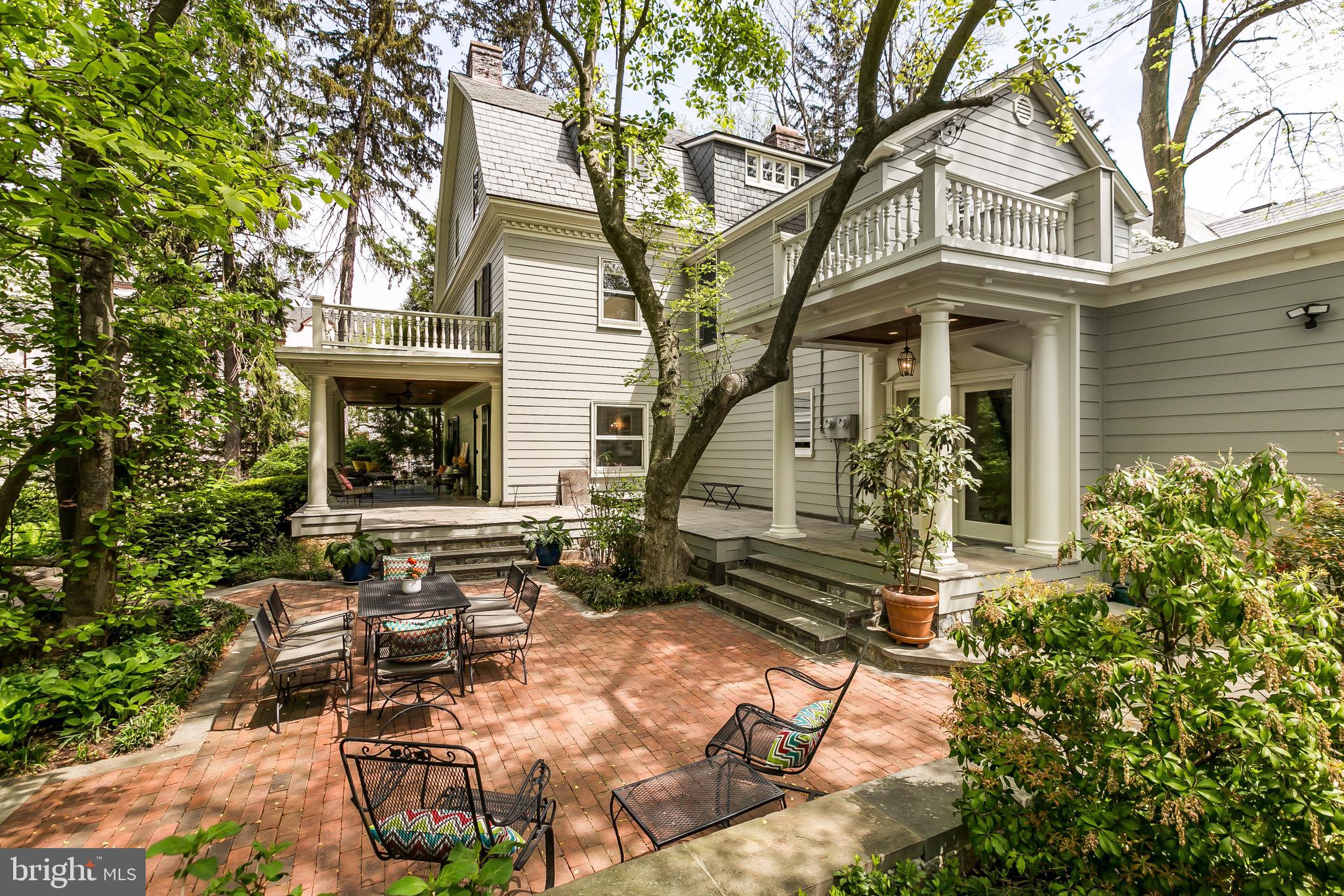 ROLAND PARK - Residential