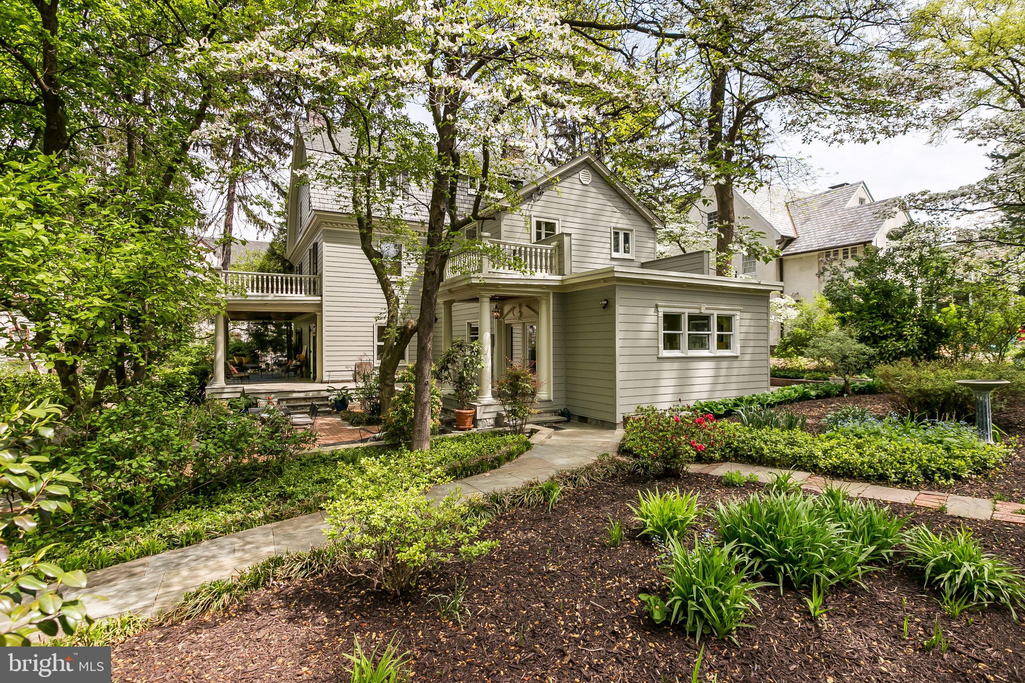 ROLAND PARK - Residential