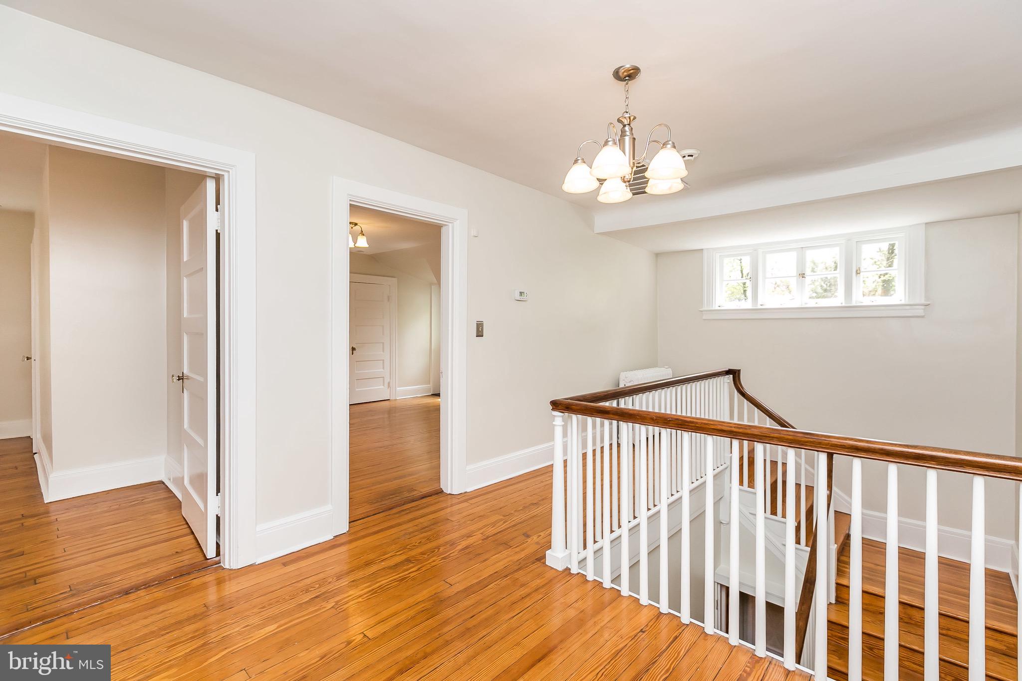 ROLAND PARK - Residential