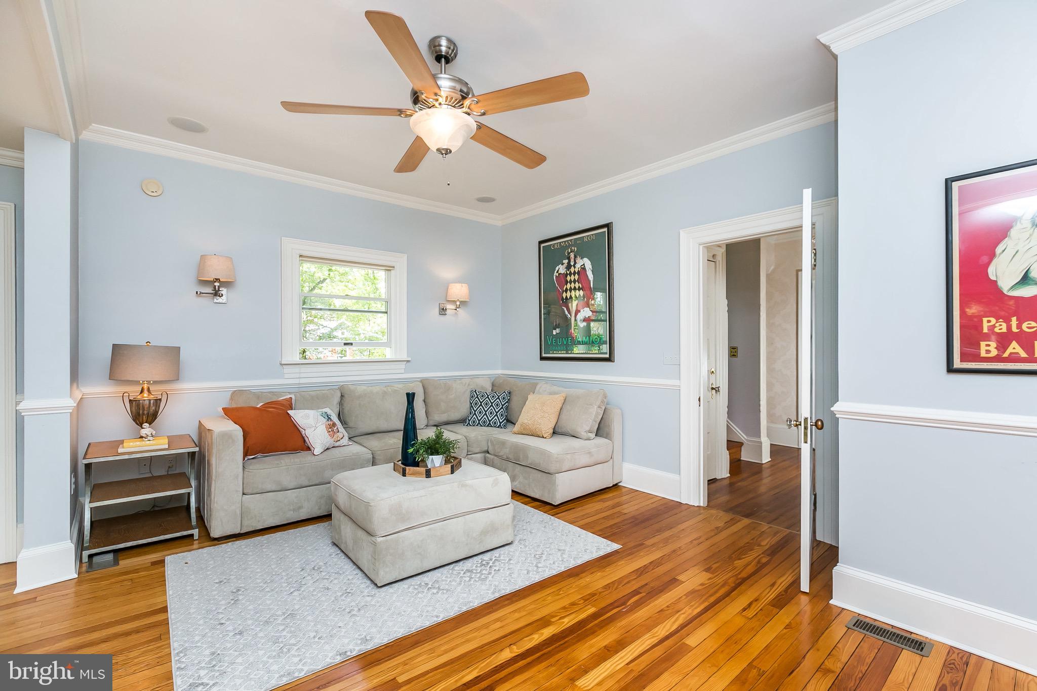 ROLAND PARK - Residential