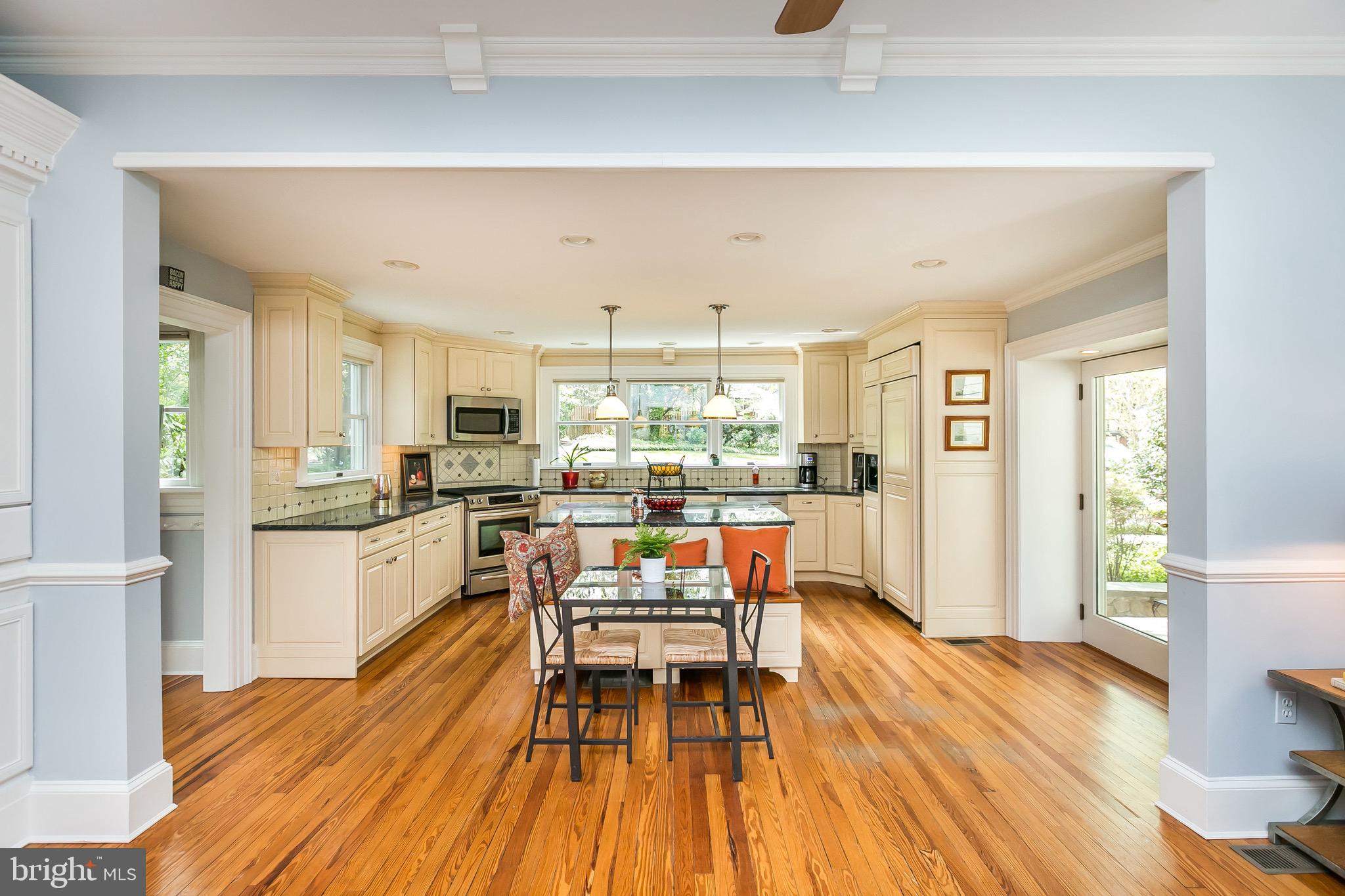 ROLAND PARK - Residential