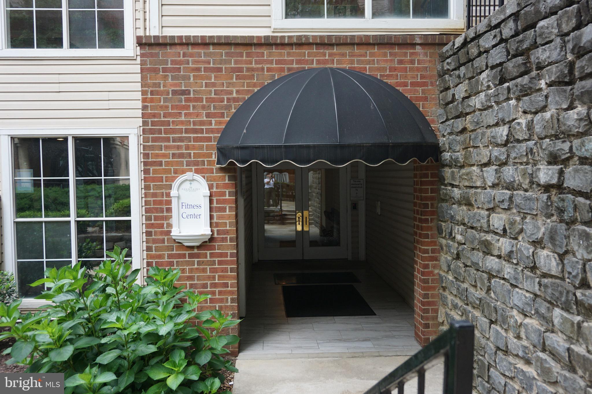 1527 LINCOLN 203