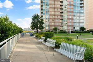 901 N PENN STREET 00 R1605