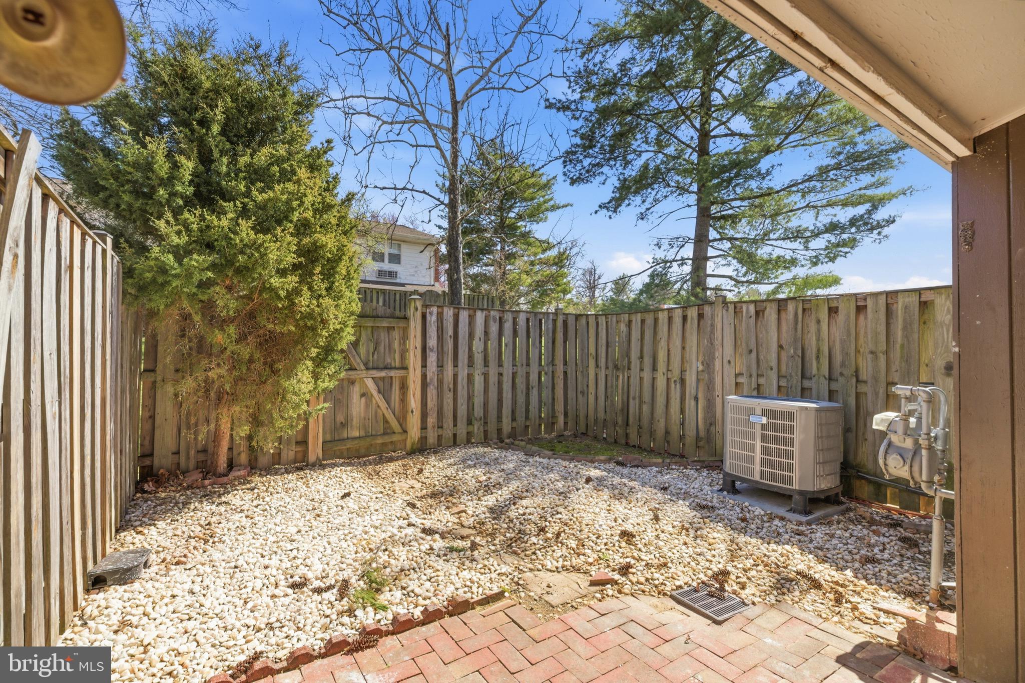 PEMBROOK OF LOUDOUN - Residential