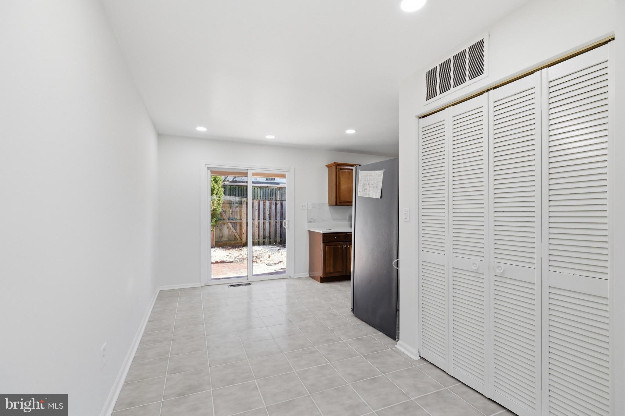 PEMBROOK OF LOUDOUN - Residential