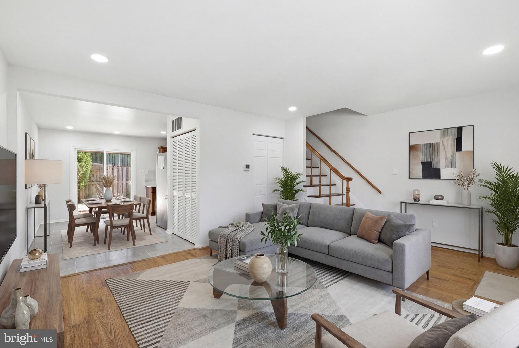 PEMBROOK OF LOUDOUN - Residential