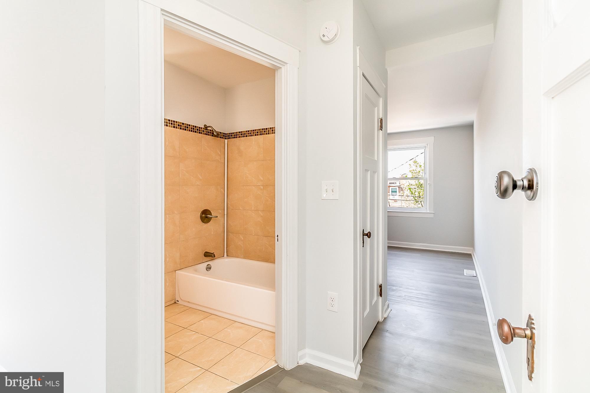 BAYVIEW - Residential Lease