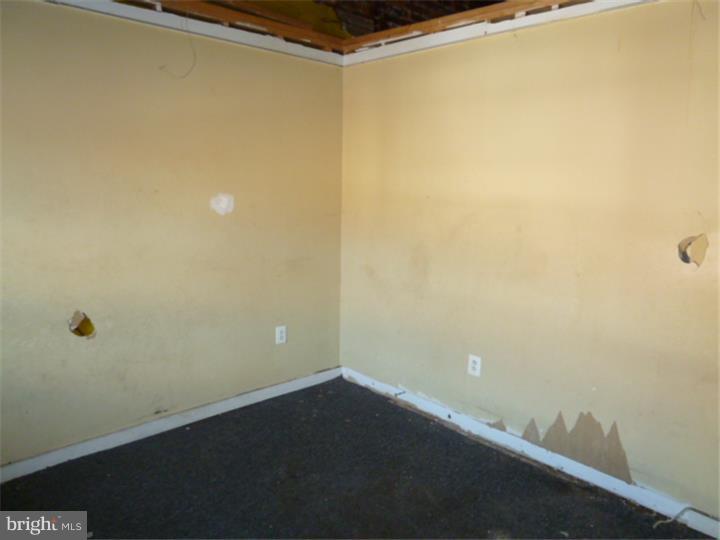 FRANKFORD - Residential