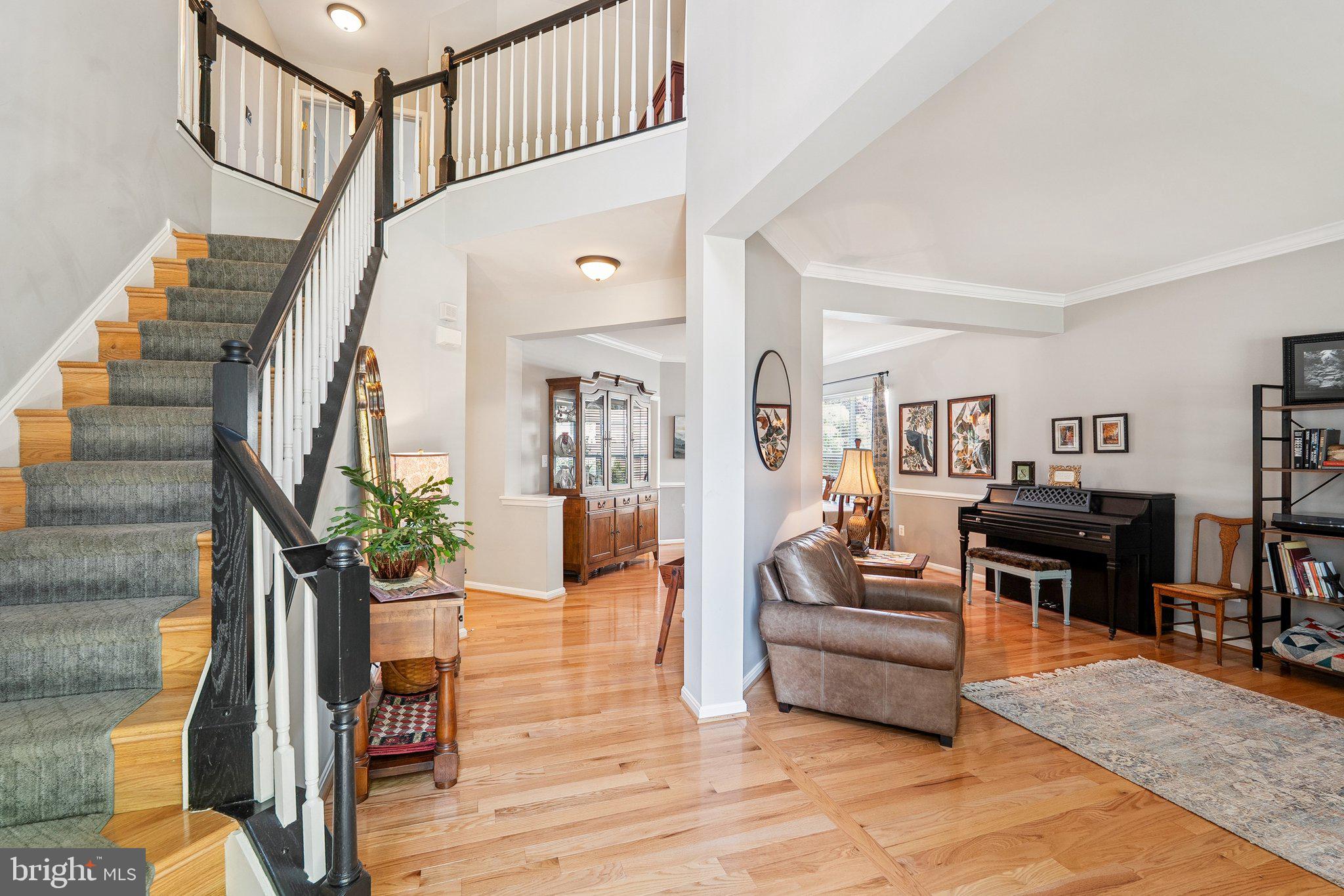18265 OAK LAKE COURT