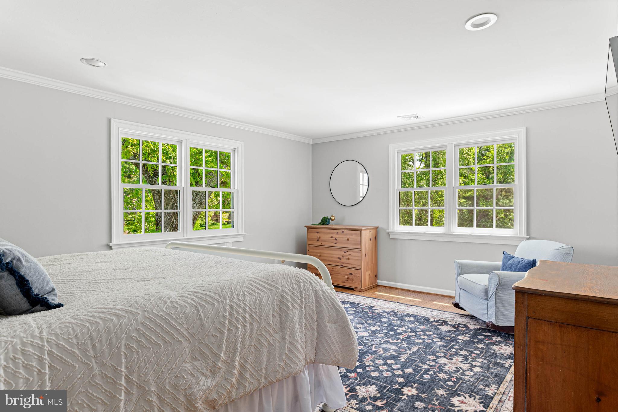 RADNOR HUNT - Residential