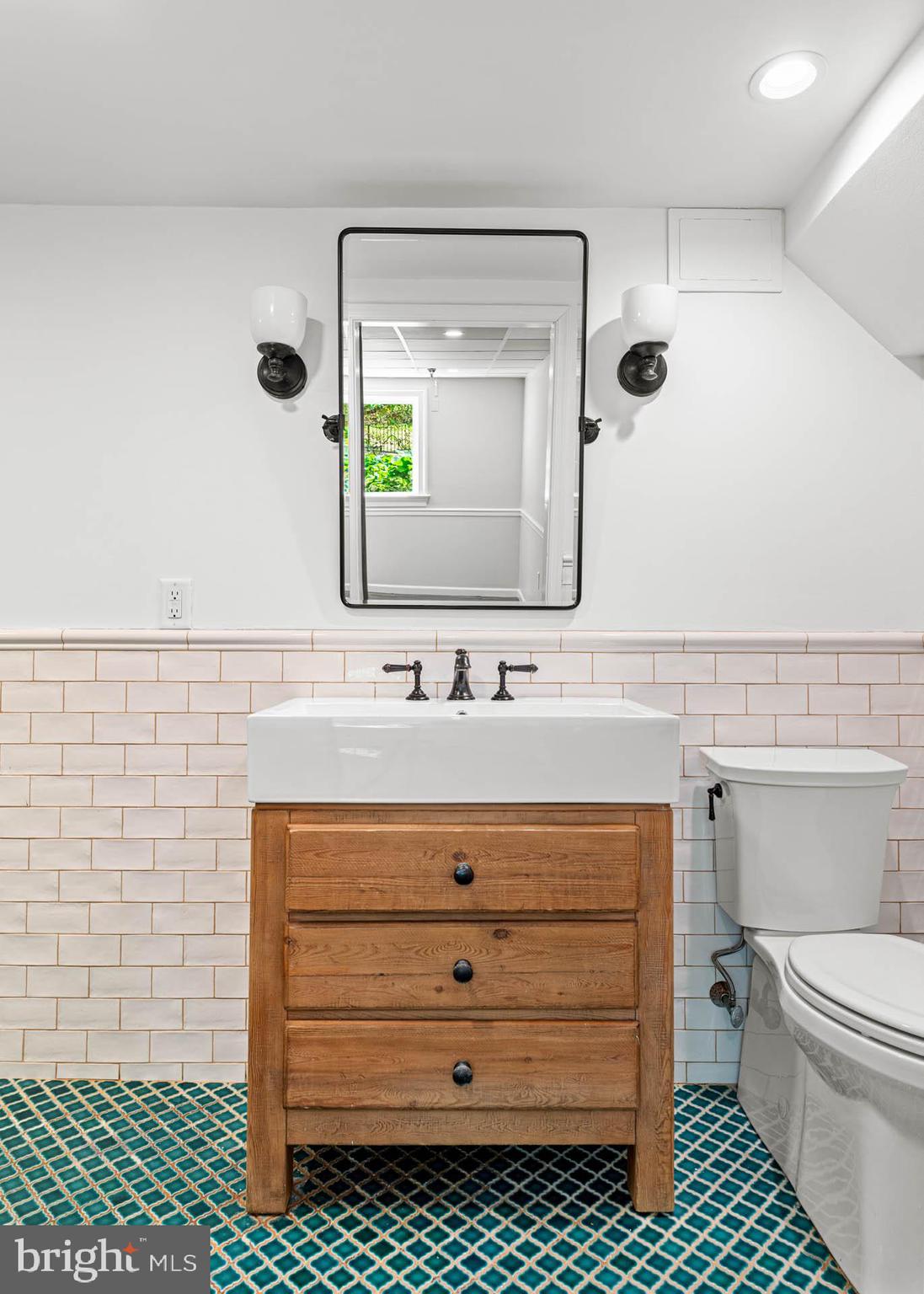 RADNOR HUNT - Residential