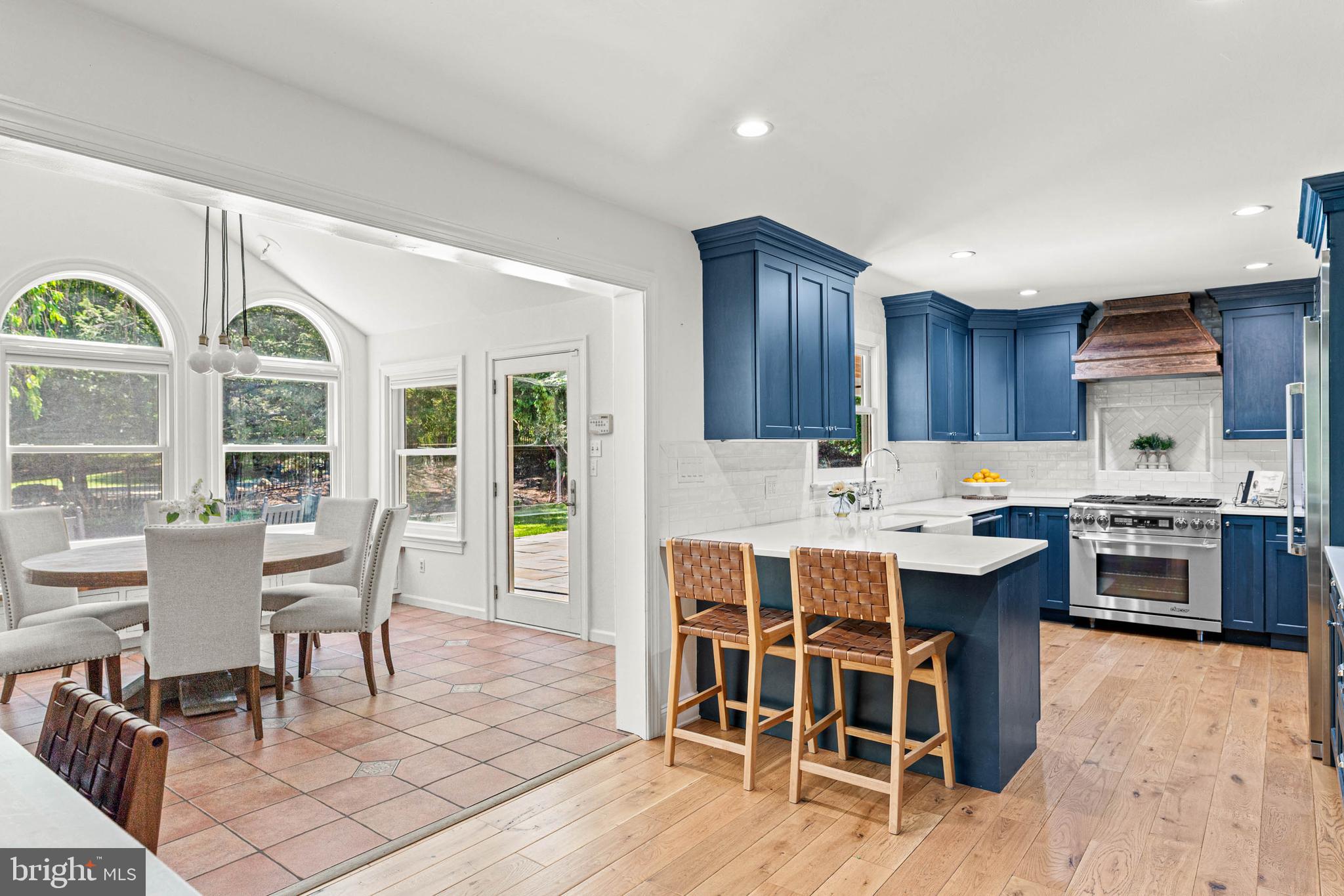 RADNOR HUNT - Residential
