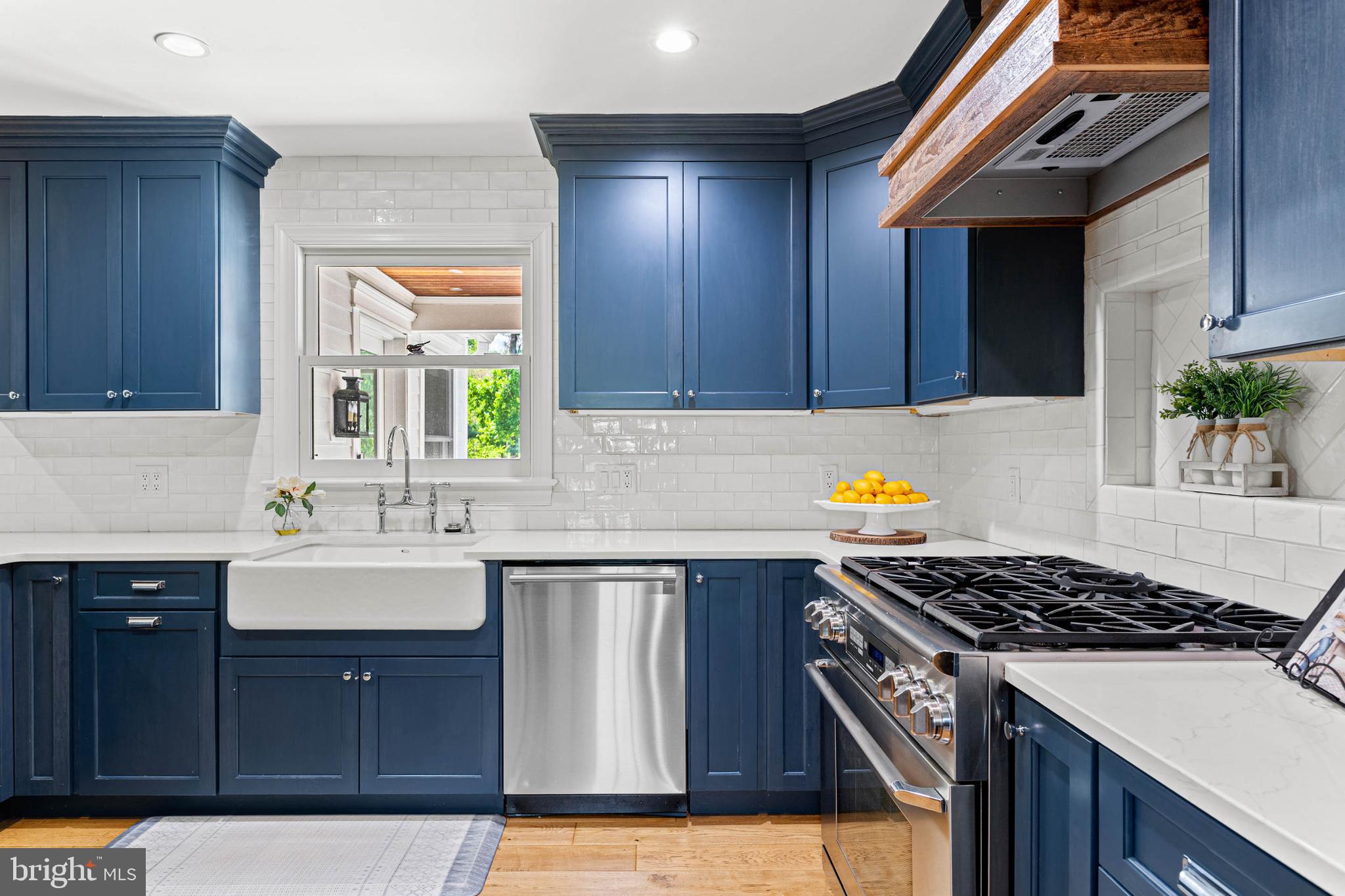 RADNOR HUNT - Residential