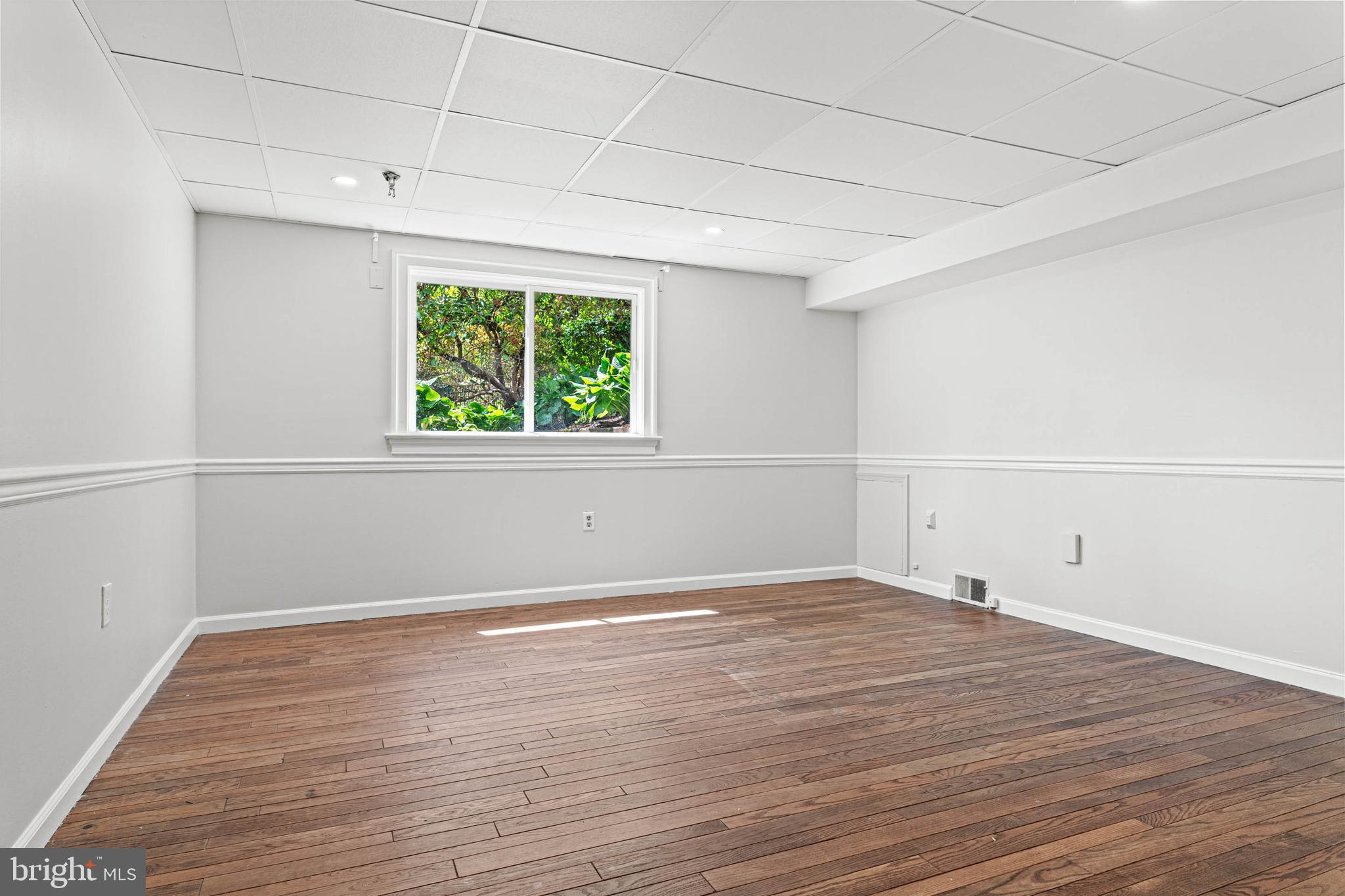 RADNOR HUNT - Residential