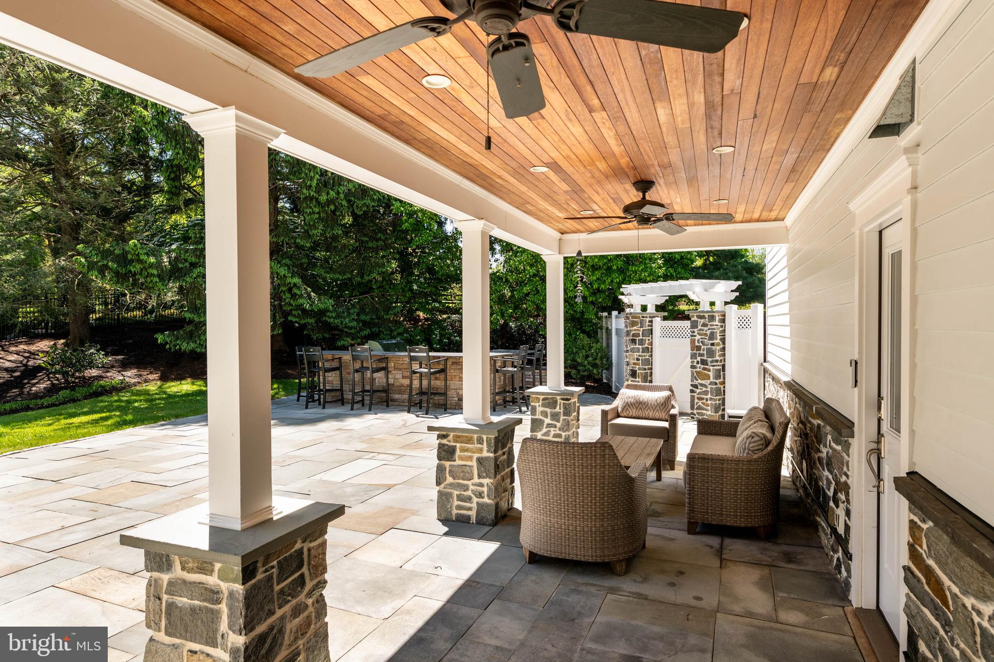 RADNOR HUNT - Residential