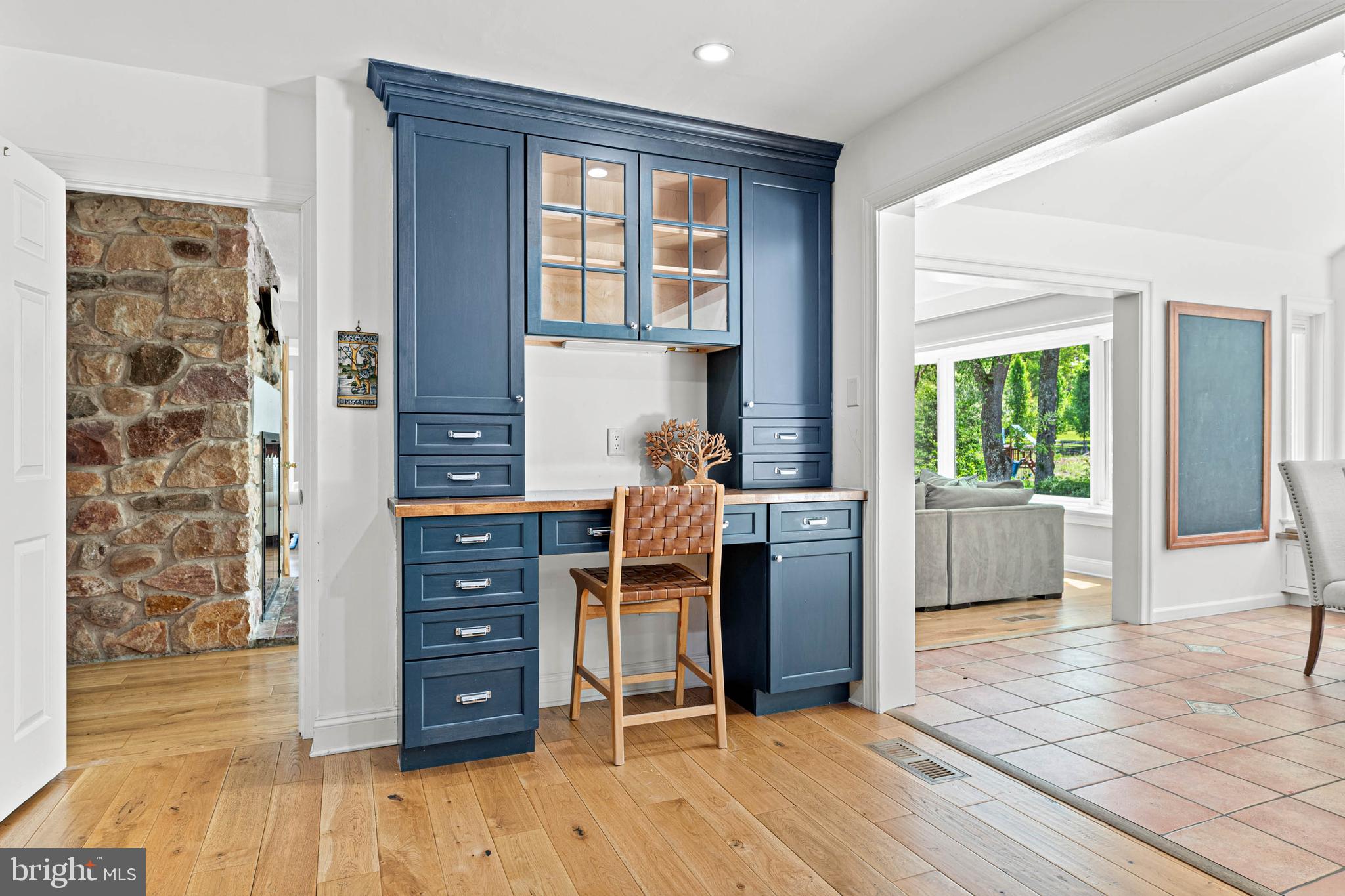 RADNOR HUNT - Residential