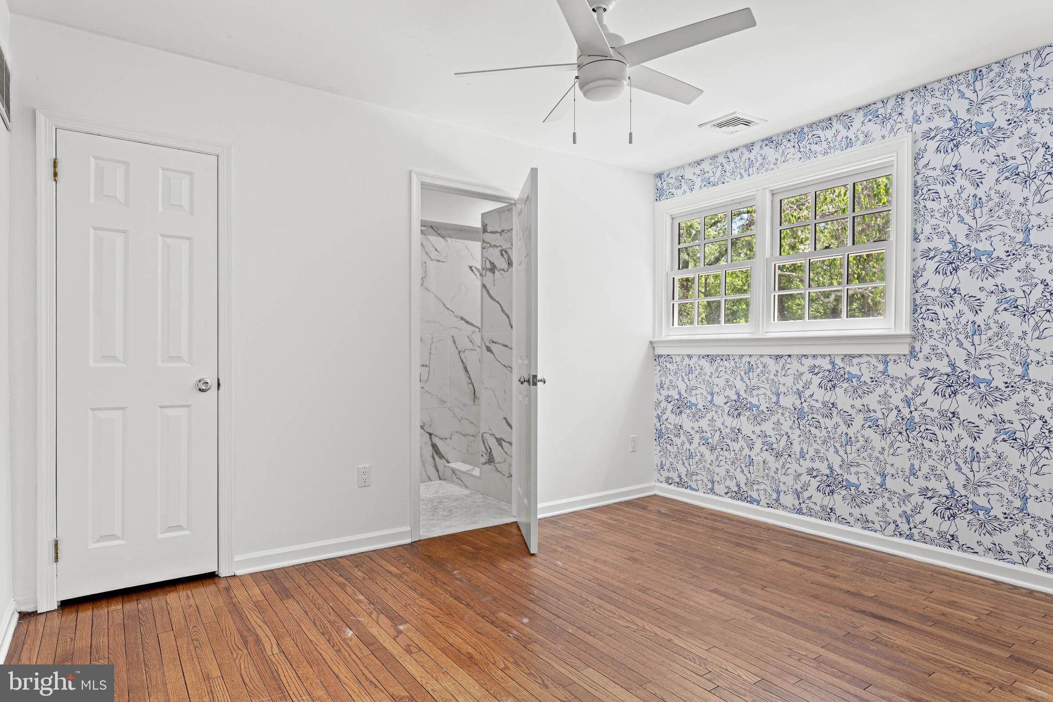 RADNOR HUNT - Residential