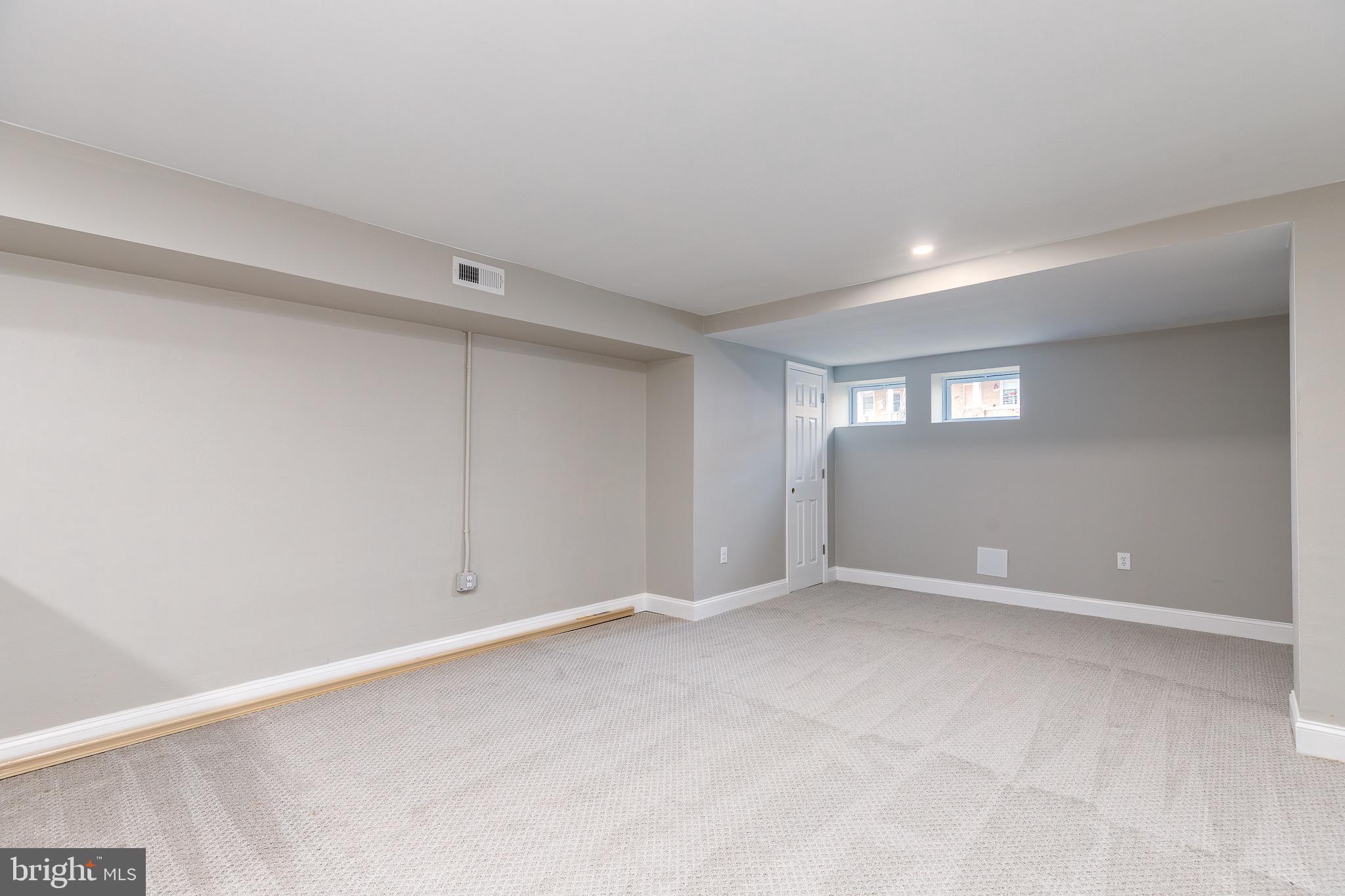 EAST BALTIMORE MIDWAY - Residential