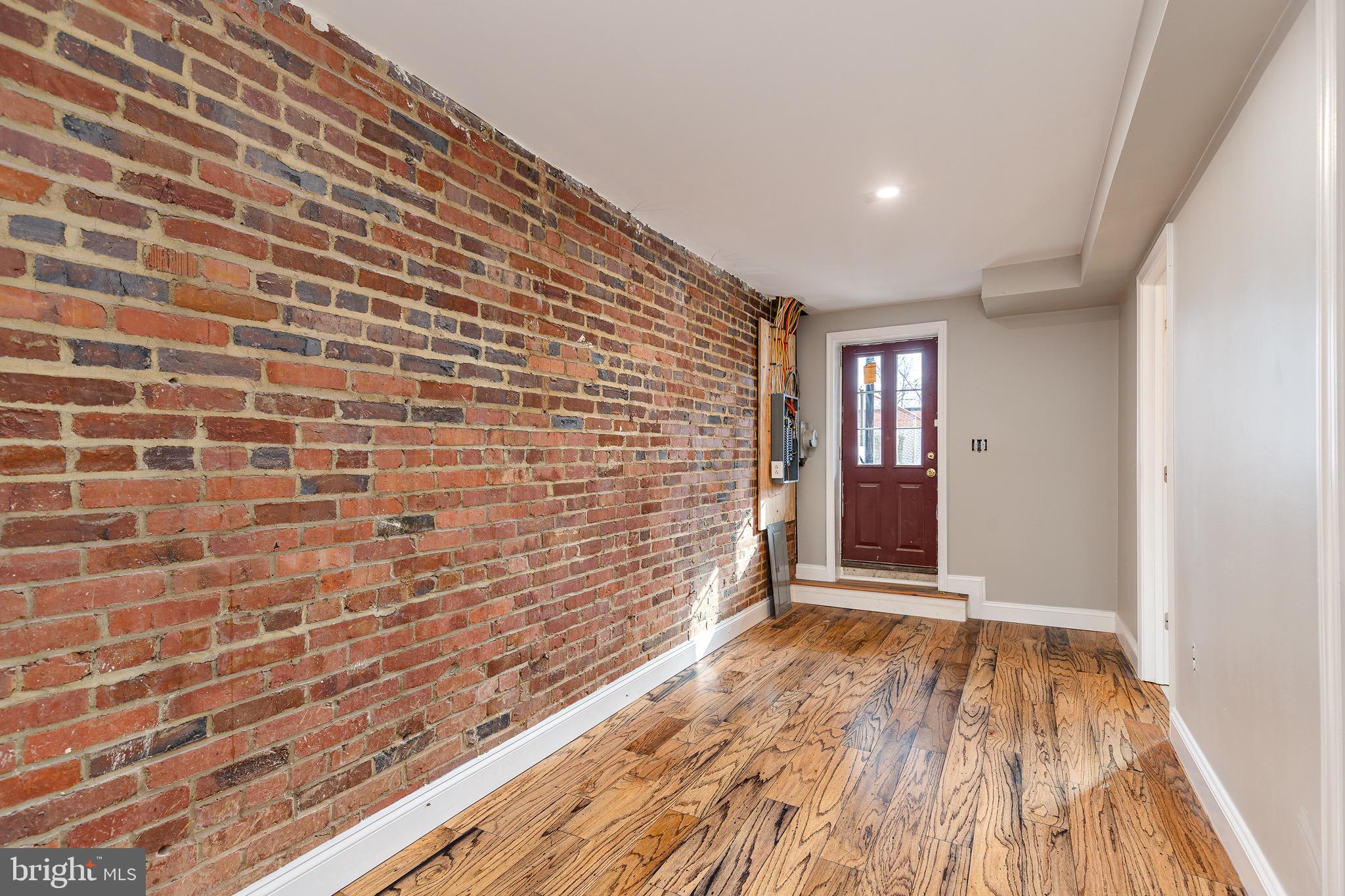 EAST BALTIMORE MIDWAY - Residential