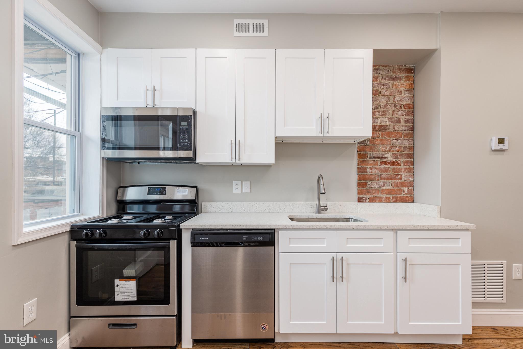 EAST BALTIMORE MIDWAY - Residential