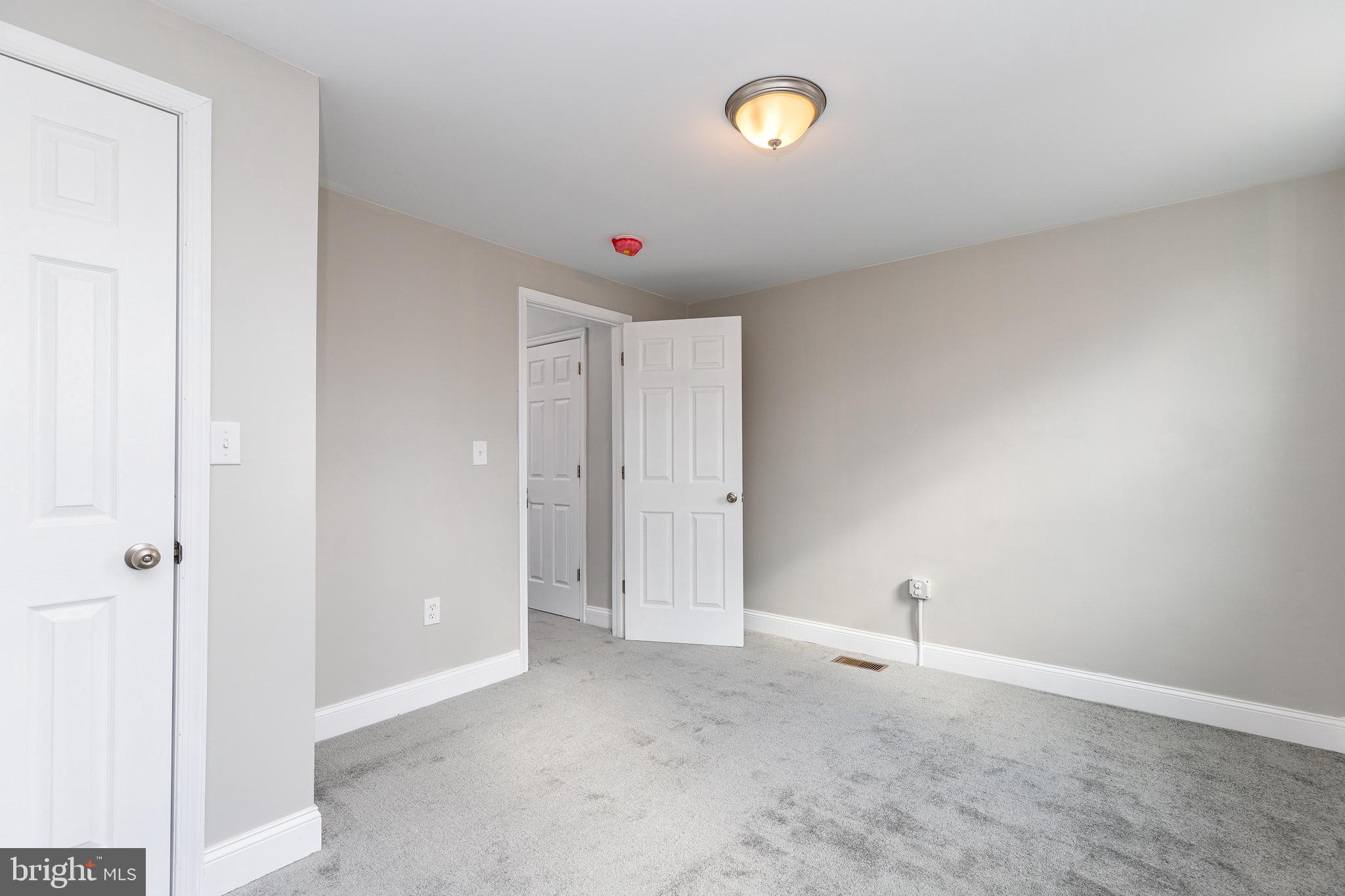 EAST BALTIMORE MIDWAY - Residential