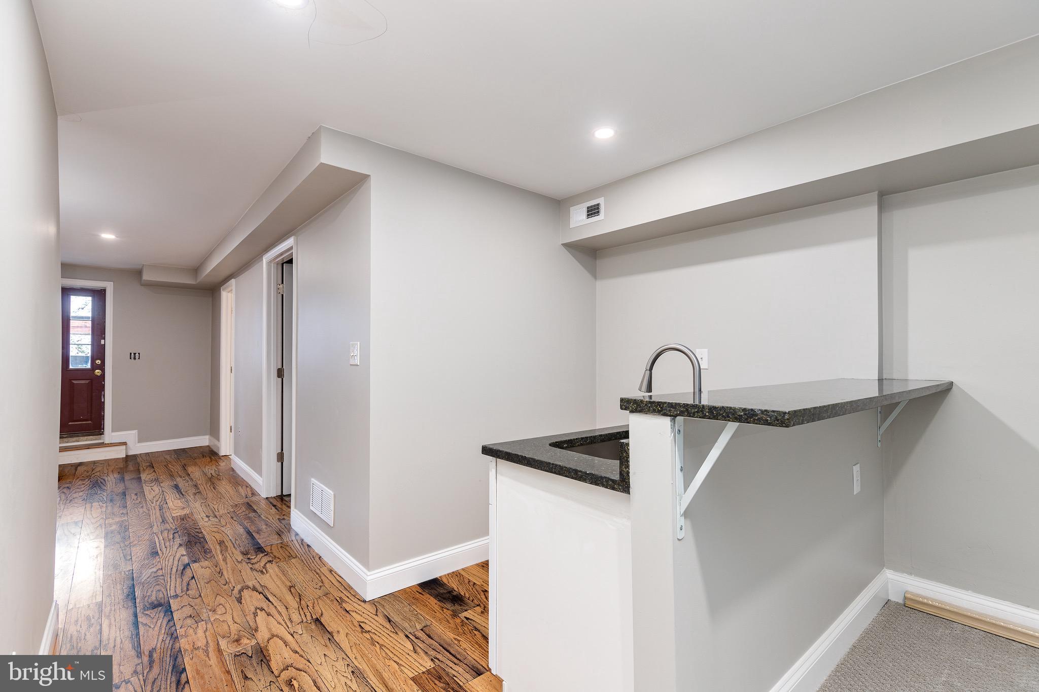 EAST BALTIMORE MIDWAY - Residential