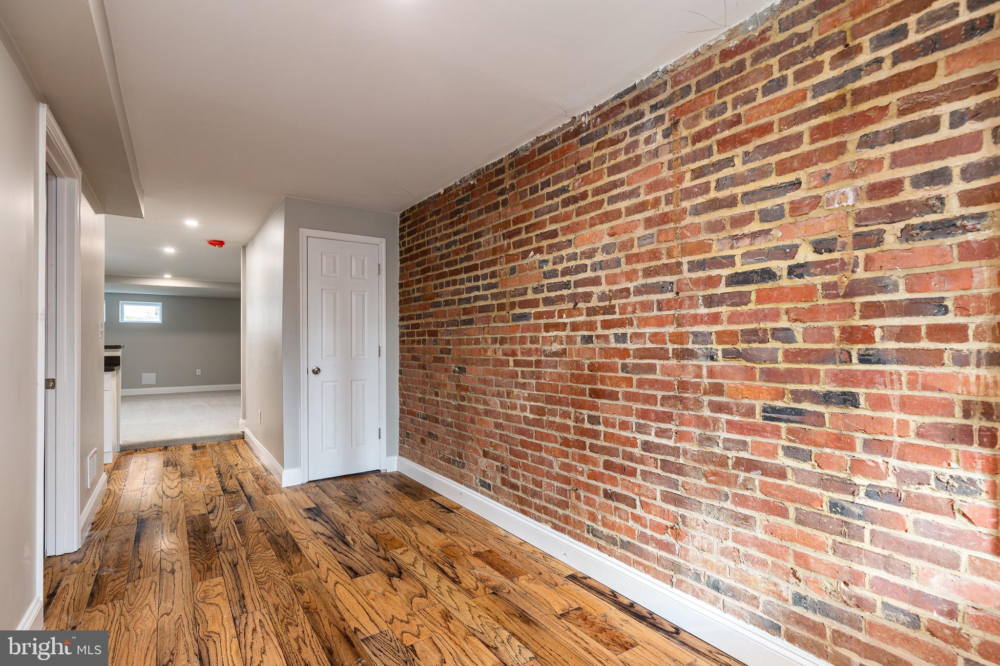 EAST BALTIMORE MIDWAY - Residential