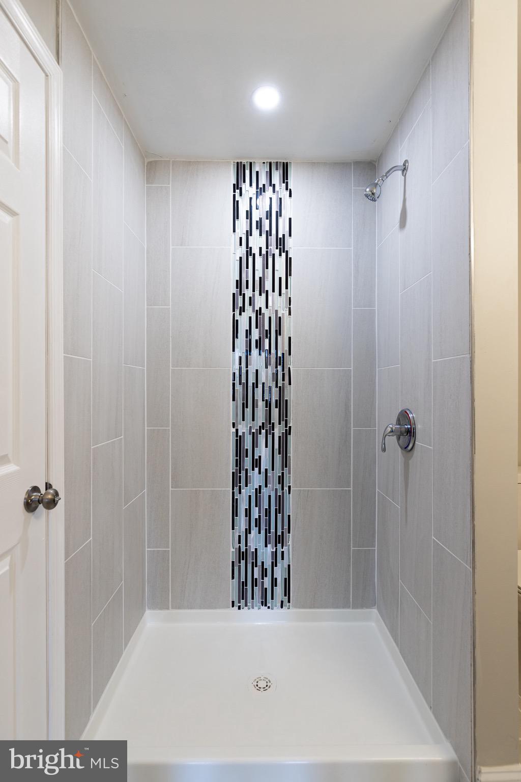 EAST BALTIMORE MIDWAY - Residential