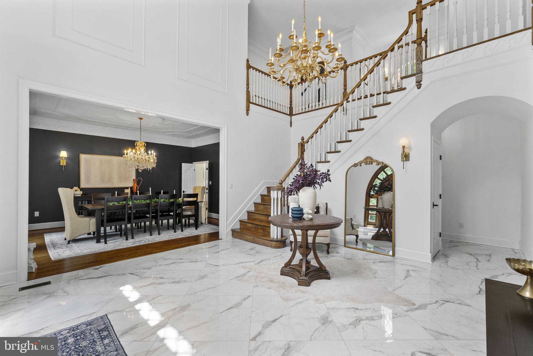 8015 EDDY BEND TRAIL