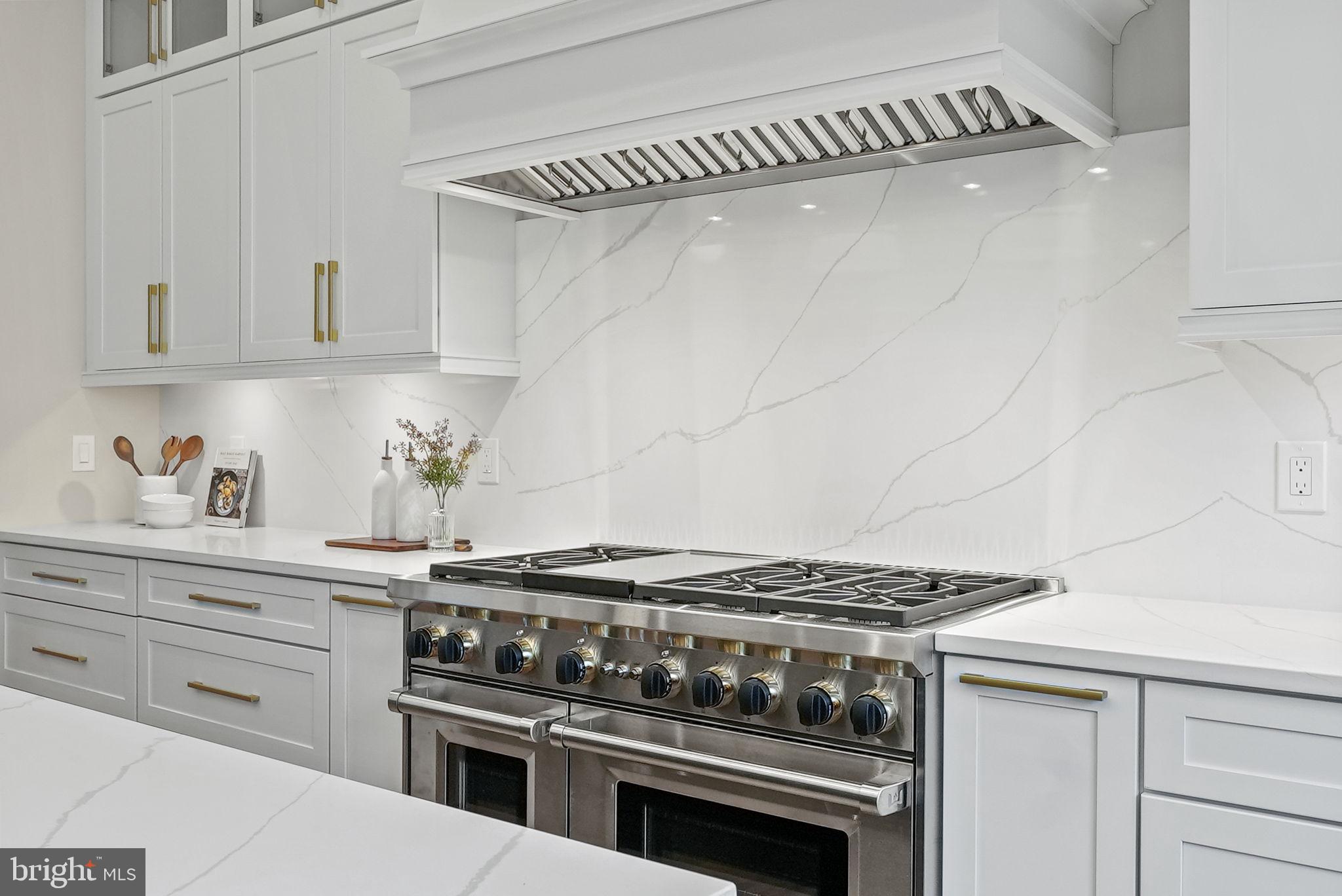 BURNING TREE VALLEY - Residential