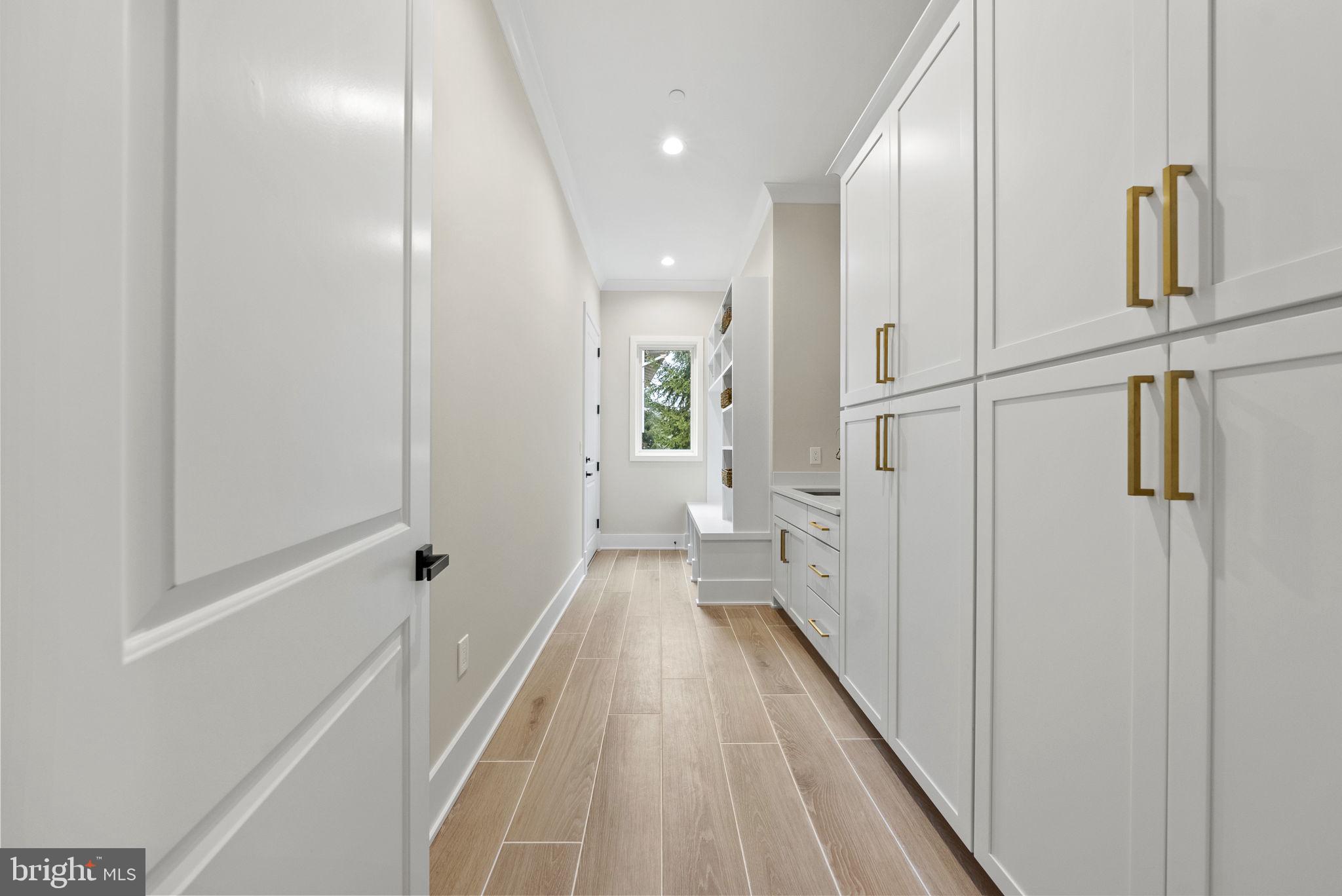 BURNING TREE VALLEY - Residential