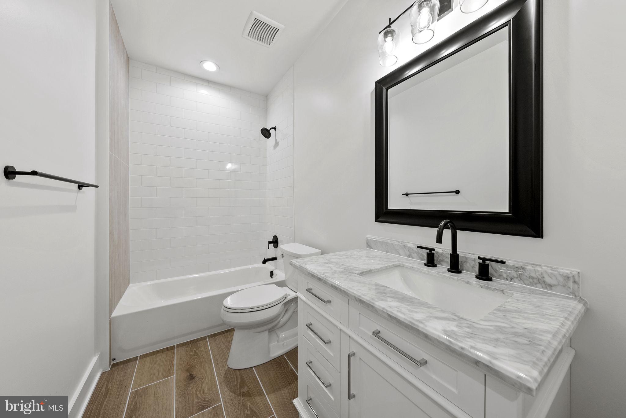 BURNING TREE VALLEY - Residential