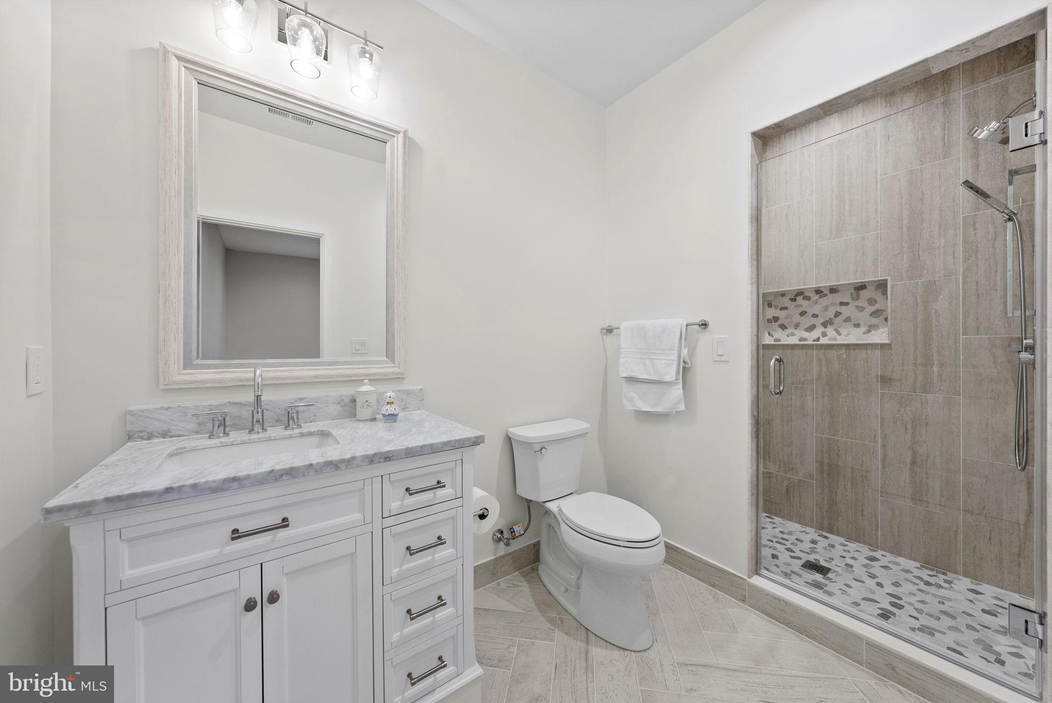 BURNING TREE VALLEY - Residential