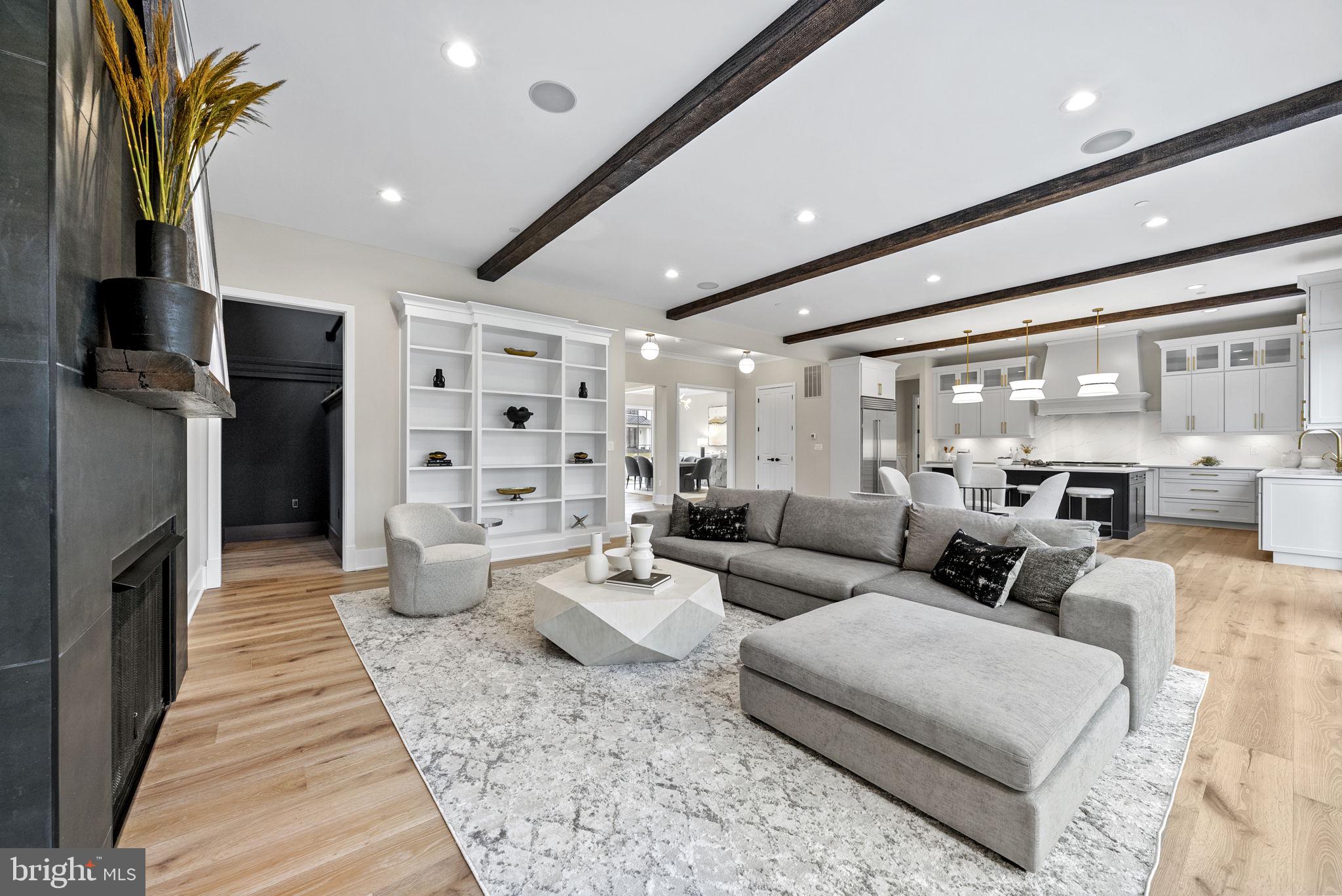 BURNING TREE VALLEY - Residential