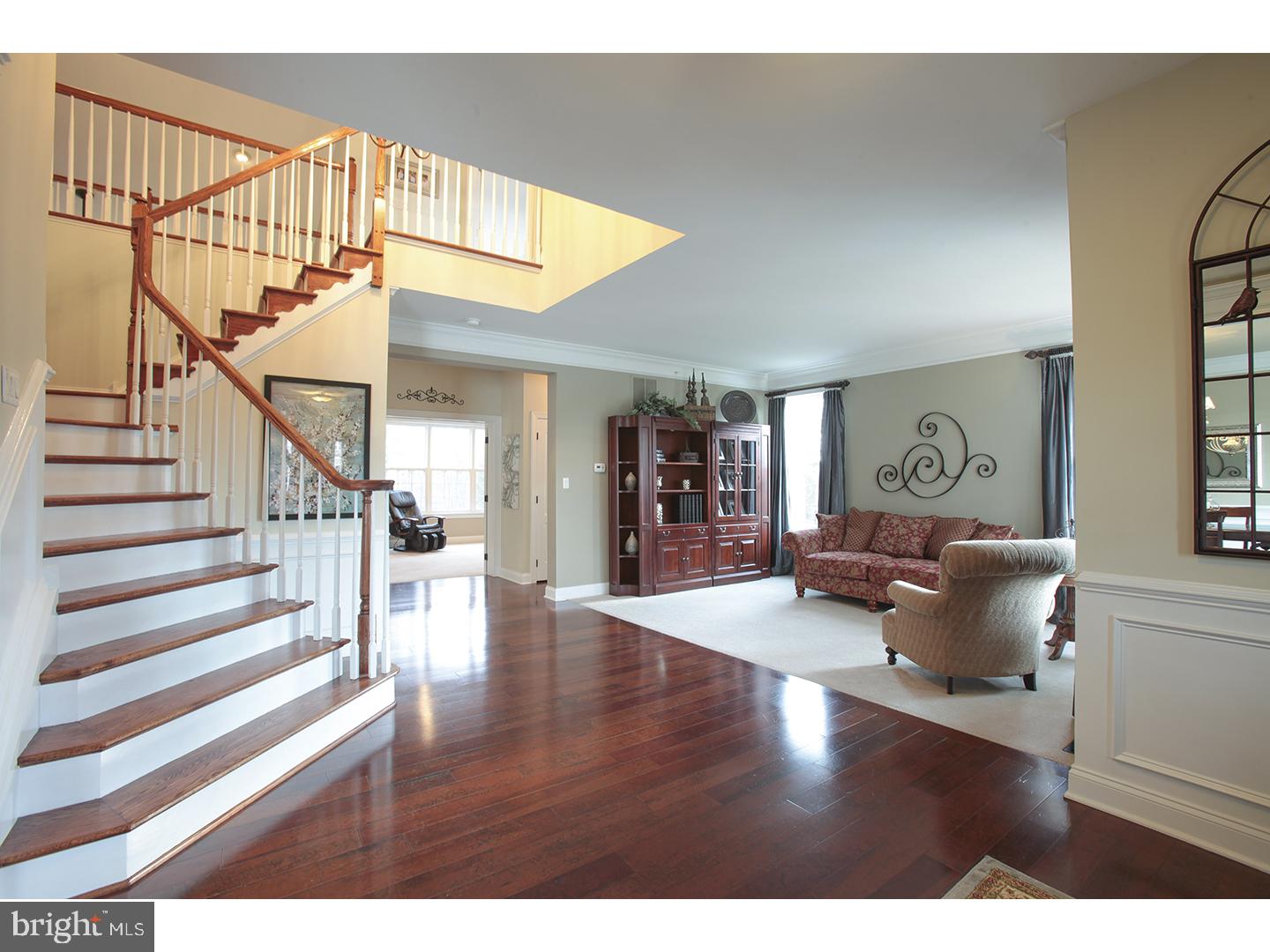 WINDSOR SQUARE - Residential