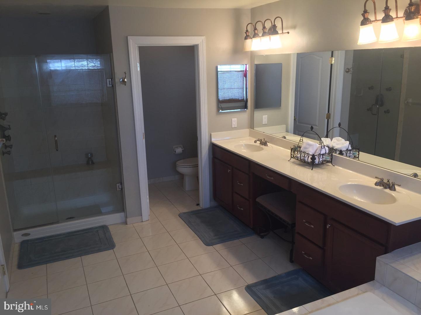 WINDSOR SQUARE - Residential