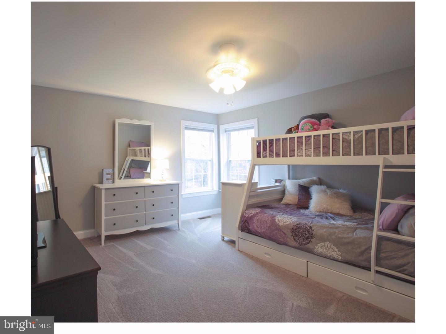 WINDSOR SQUARE - Residential