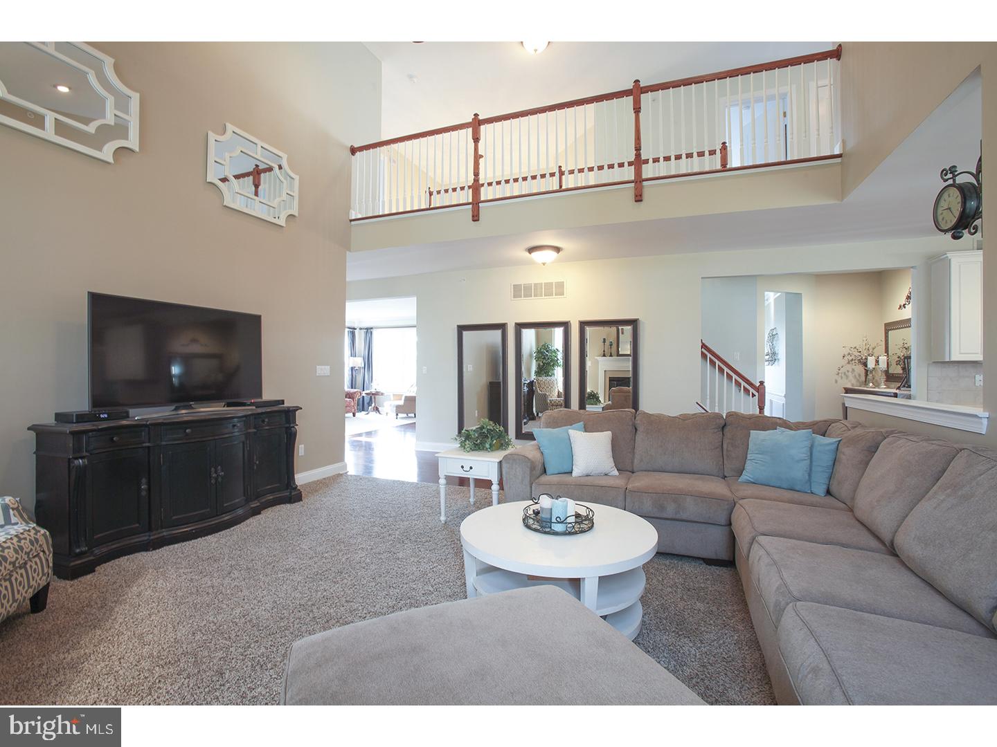 WINDSOR SQUARE - Residential