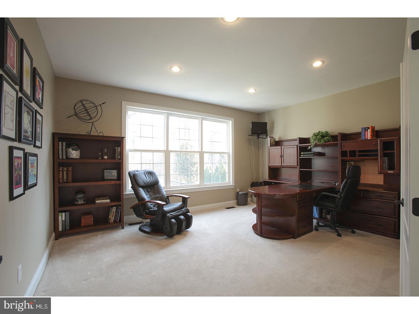 WINDSOR SQUARE - Residential