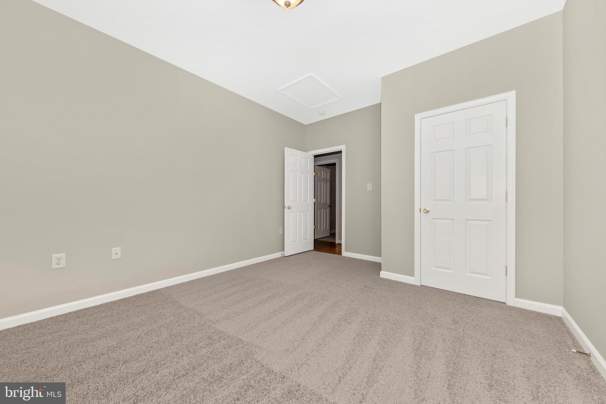 SHANNONDALE - Residential