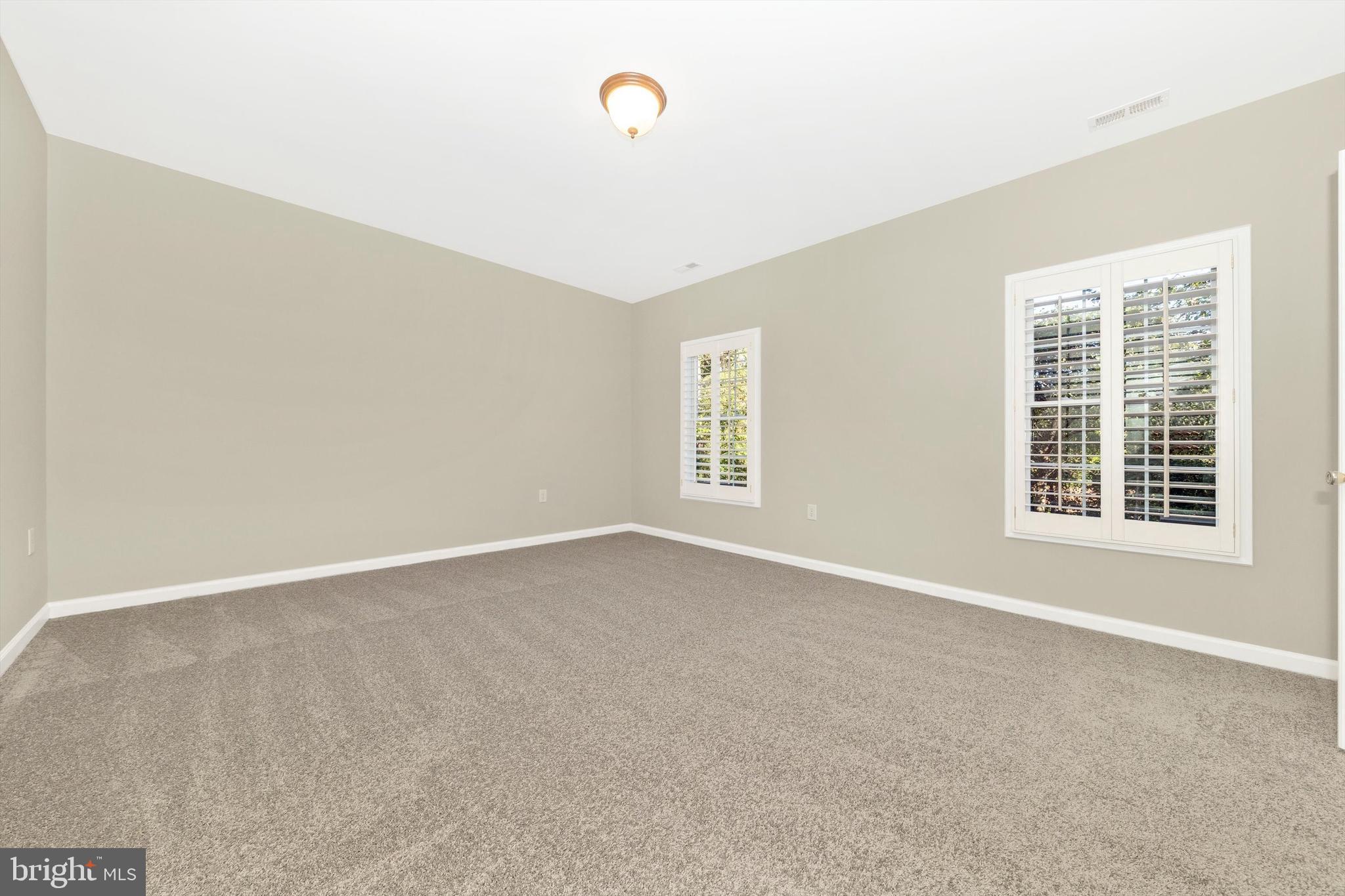 SHANNONDALE - Residential