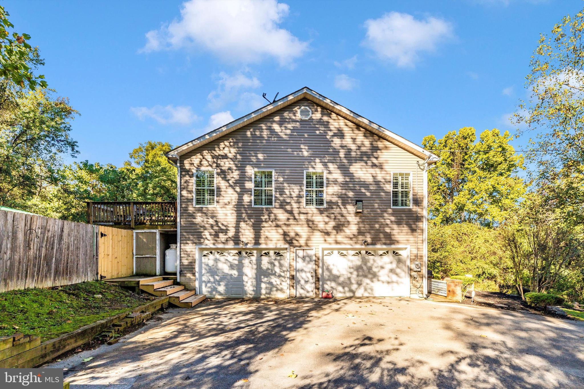 SHANNONDALE - Residential