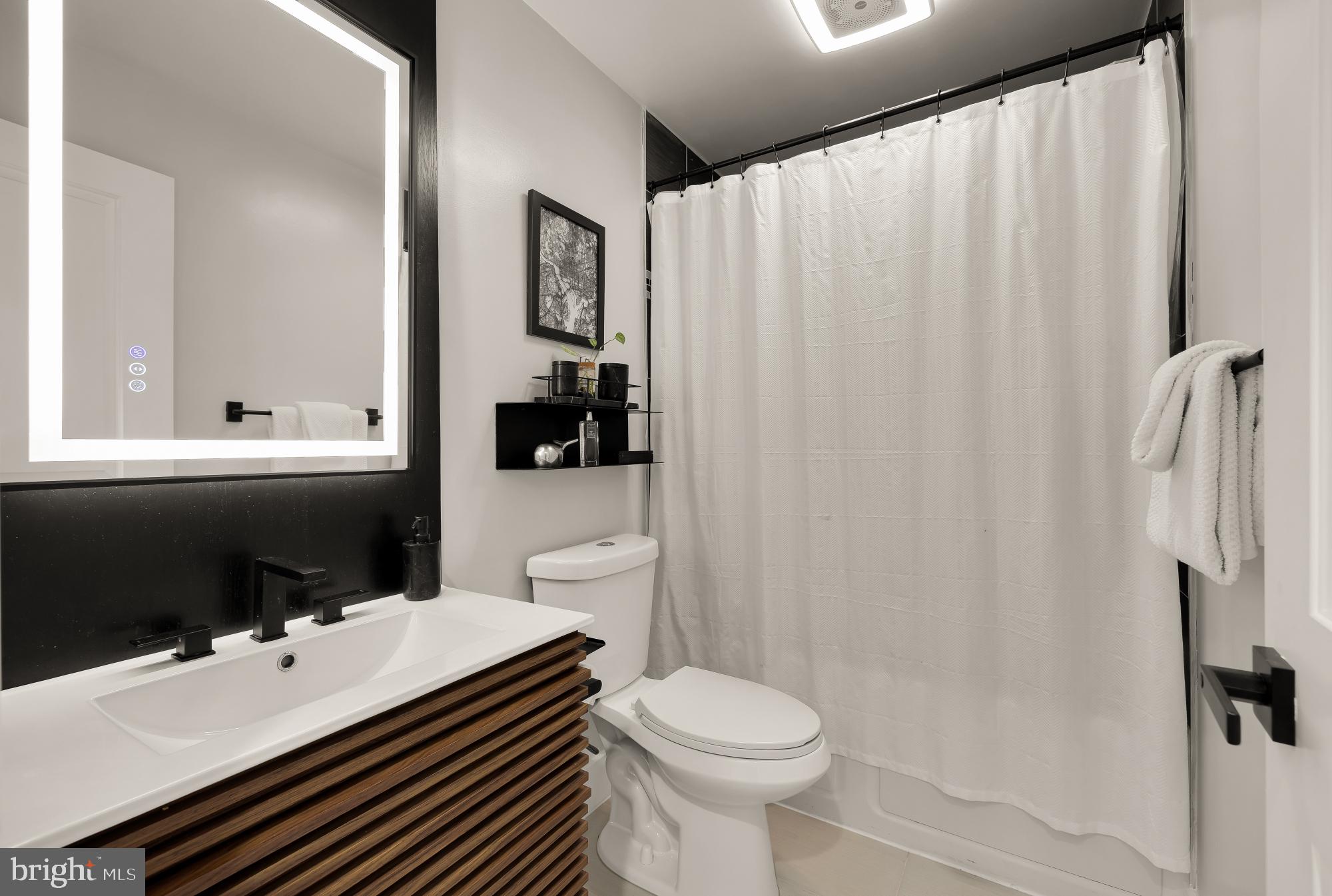 MOUNT RAINIER - Residential