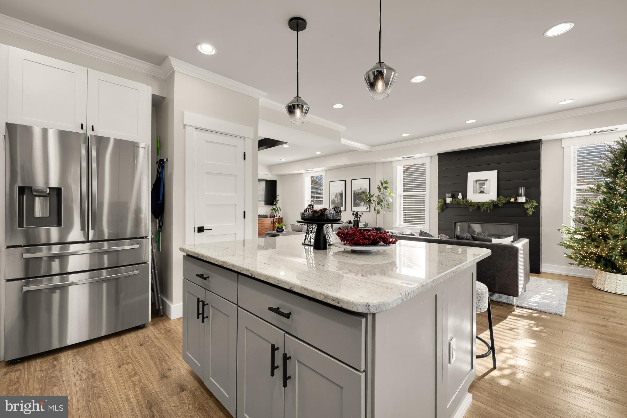 MOUNT RAINIER - Residential