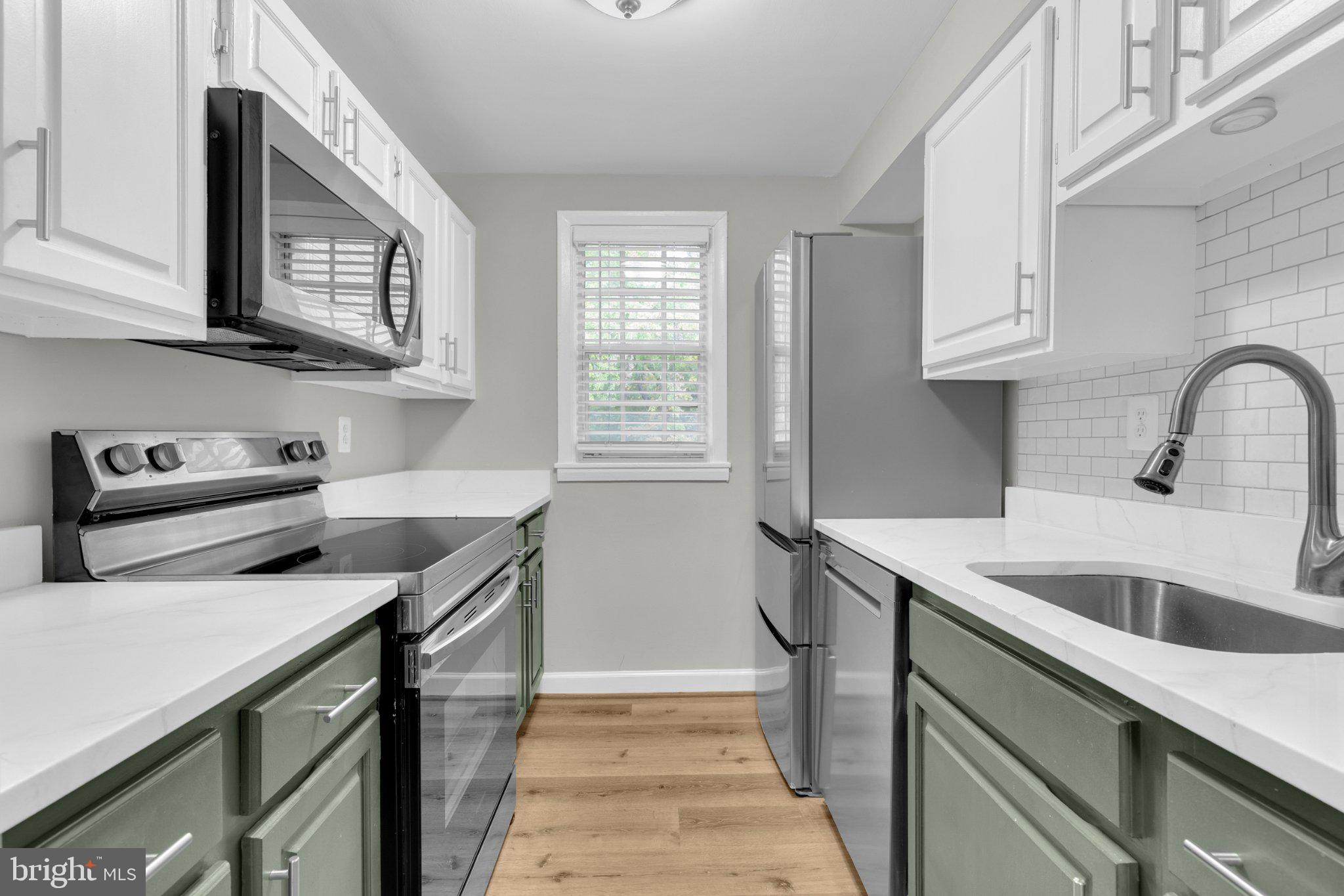 808 S ARLINGTON MILL DRIVE 9-101