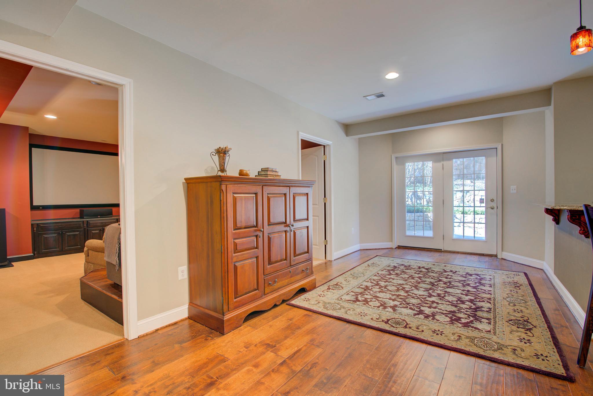 ROLLING OAKS - Residential