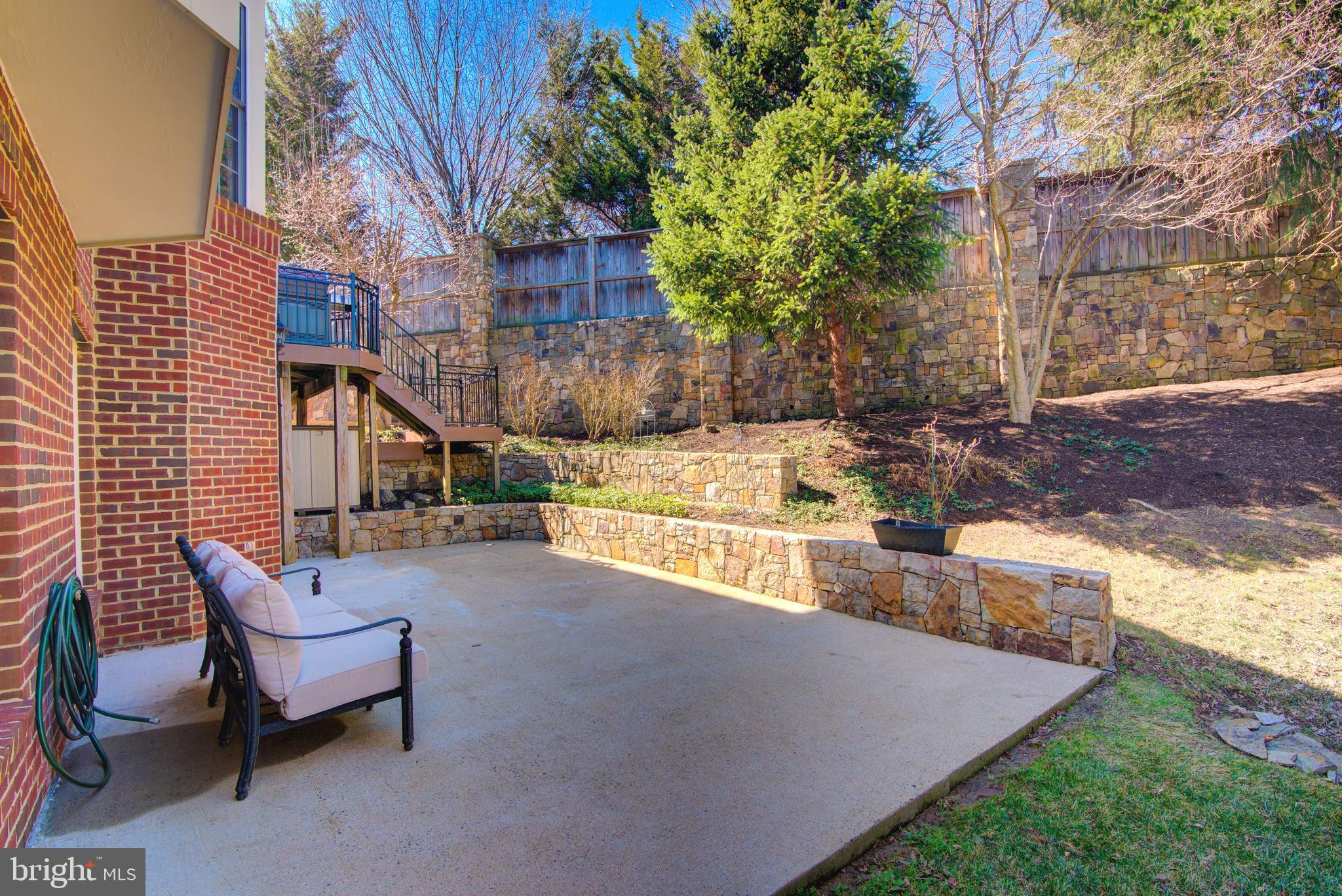 ROLLING OAKS - Residential